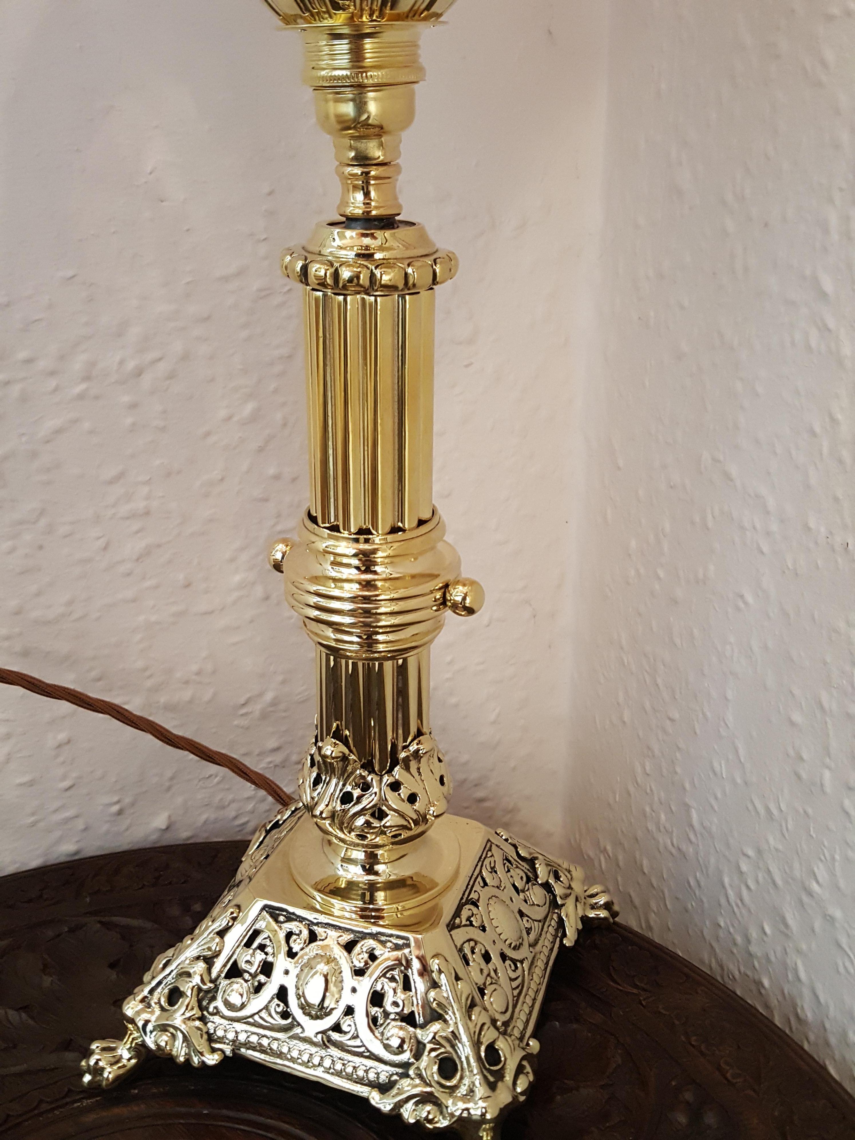 High Victorian Late 19th Century Brass and Cranberry Glass Oil Lamp For Sale