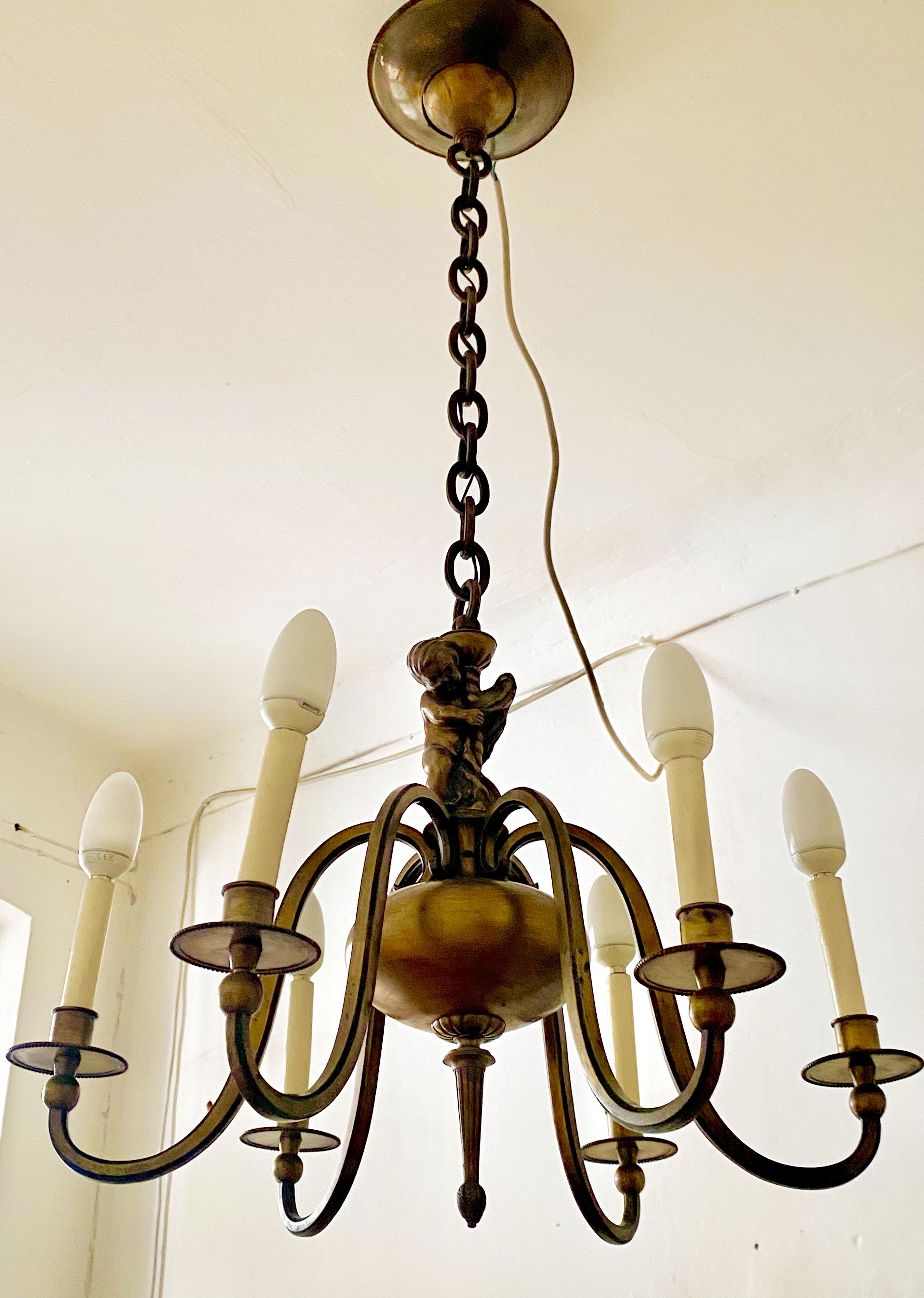 Late 19th Century Brass Chandelier In Fair Condition For Sale In Vienna, AT