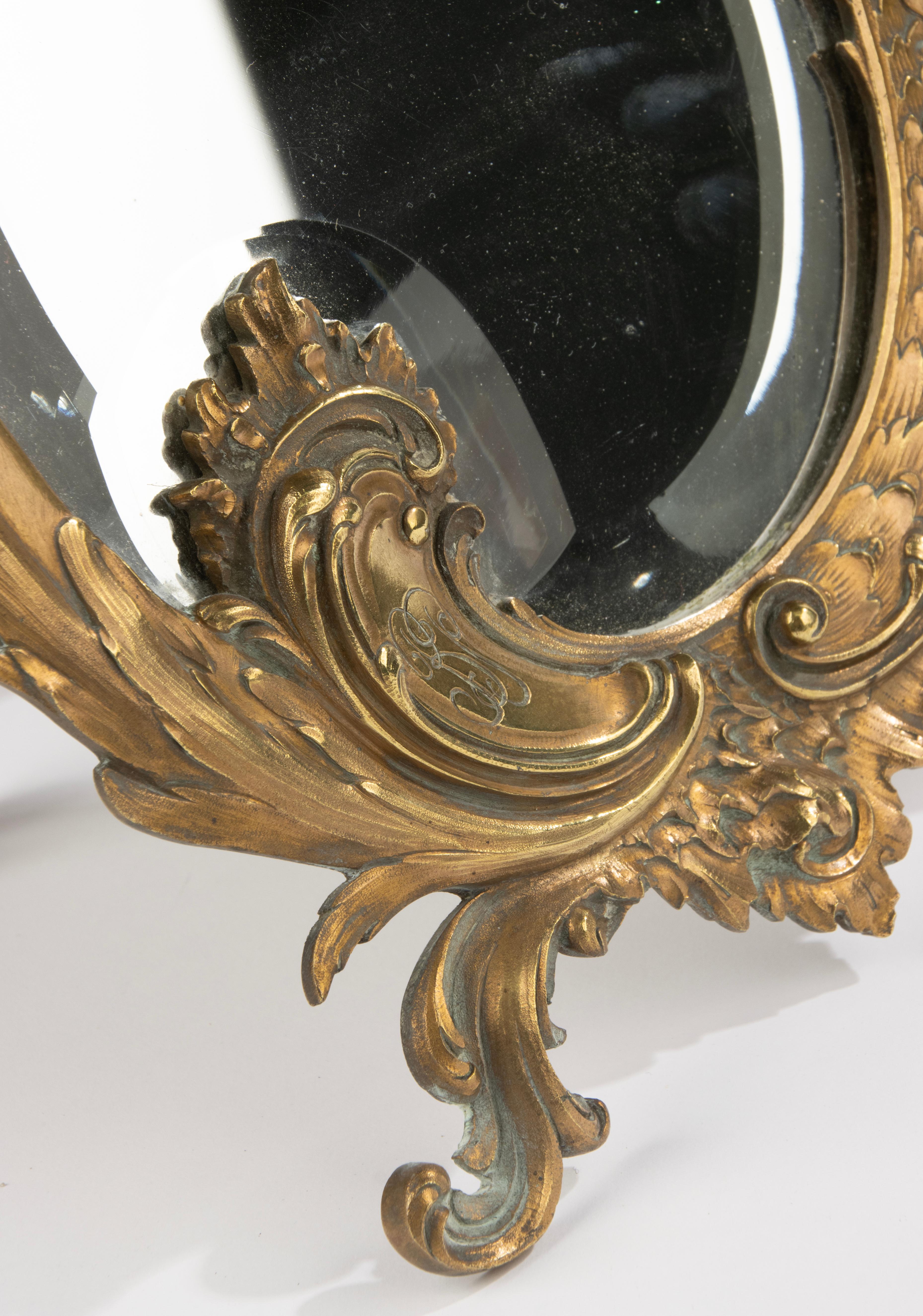Miroir de table en laiton de la fin du XIXe siècle - style rococo en vente 3