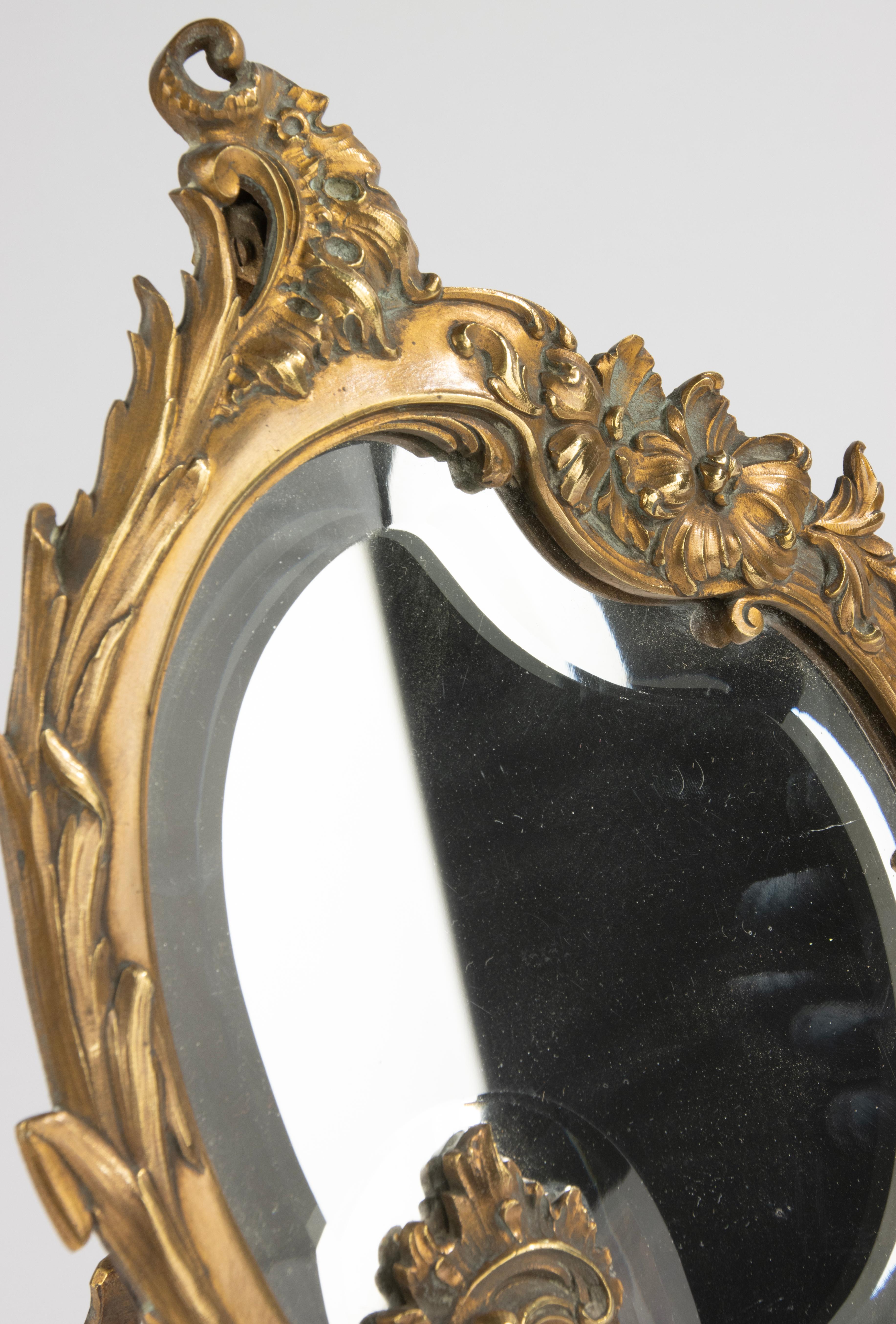 Miroir de table en laiton de la fin du XIXe siècle - style rococo en vente 1