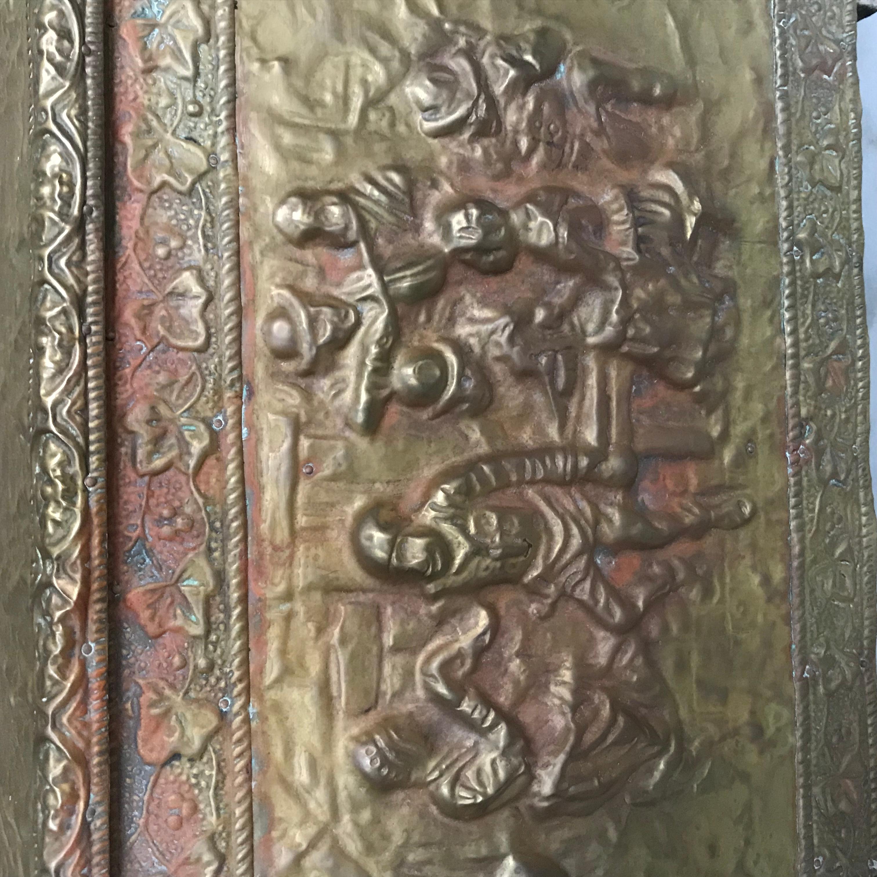 Late 19th Century Brass Tin Firewood Box In Good Condition For Sale In Arlington Heights, IL