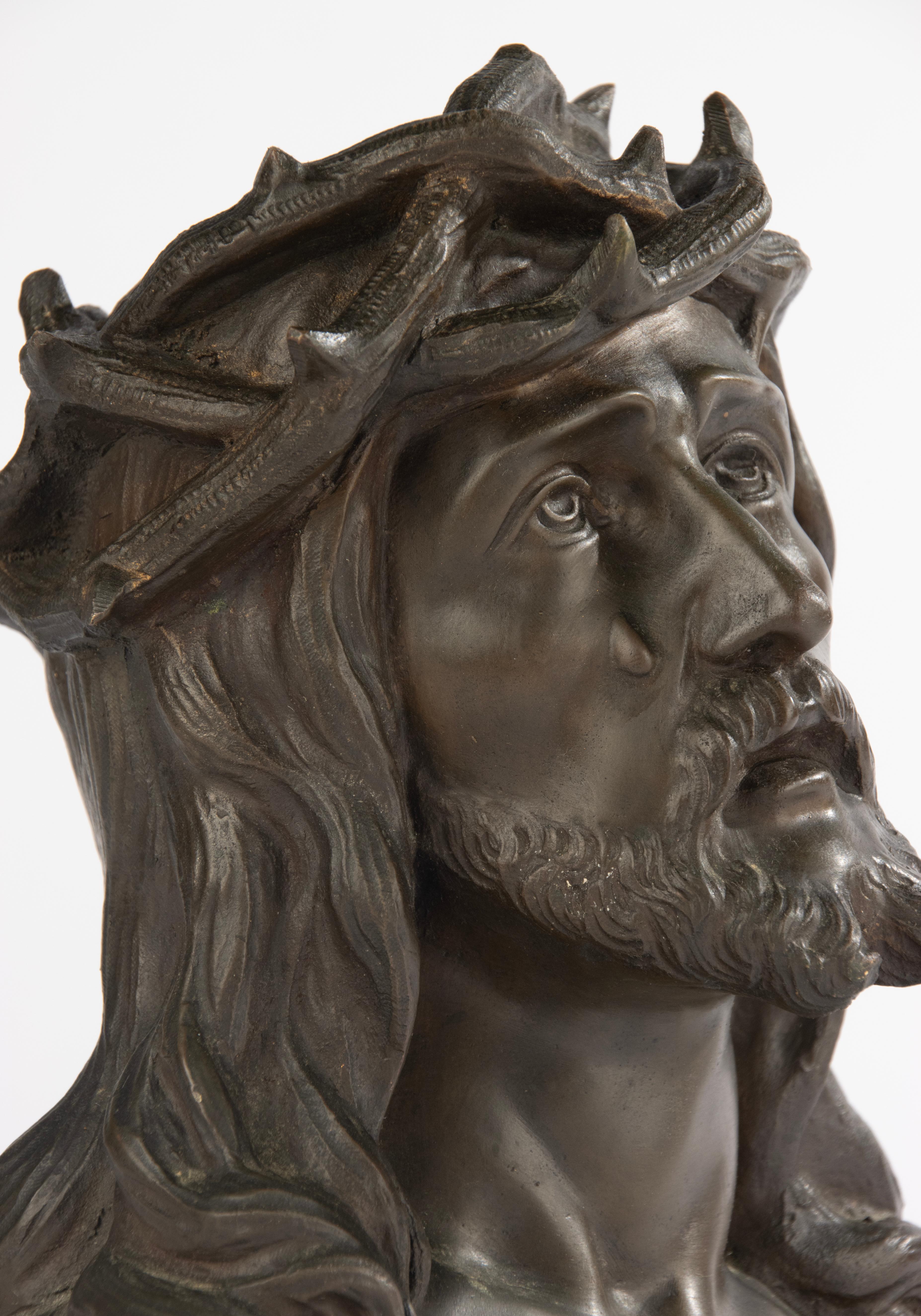 French Late 19th Century Bronze Bust - Jesus Christ with Thorn Crown - by Ruffony For Sale