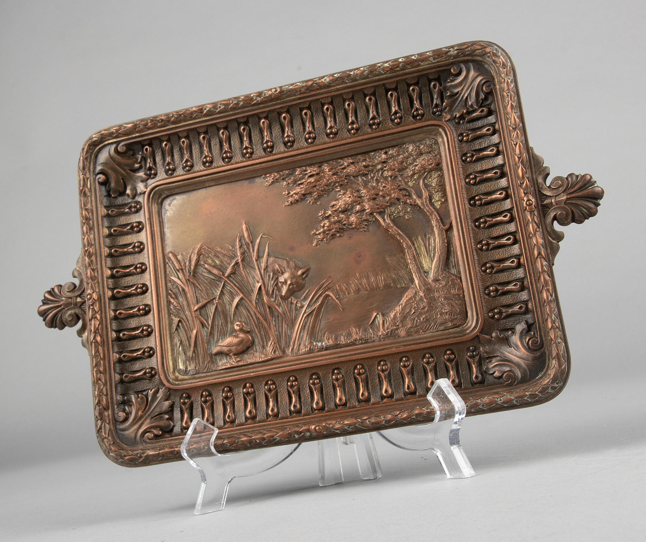 Plat en bronze de la fin du XIXe siècle de style Régence par Gustav Grohe en vente 4