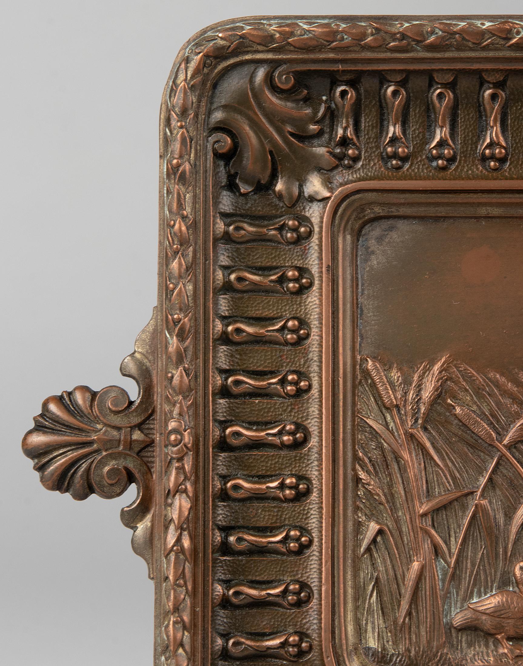 Plat en bronze de la fin du XIXe siècle de style Régence par Gustav Grohe en vente 10