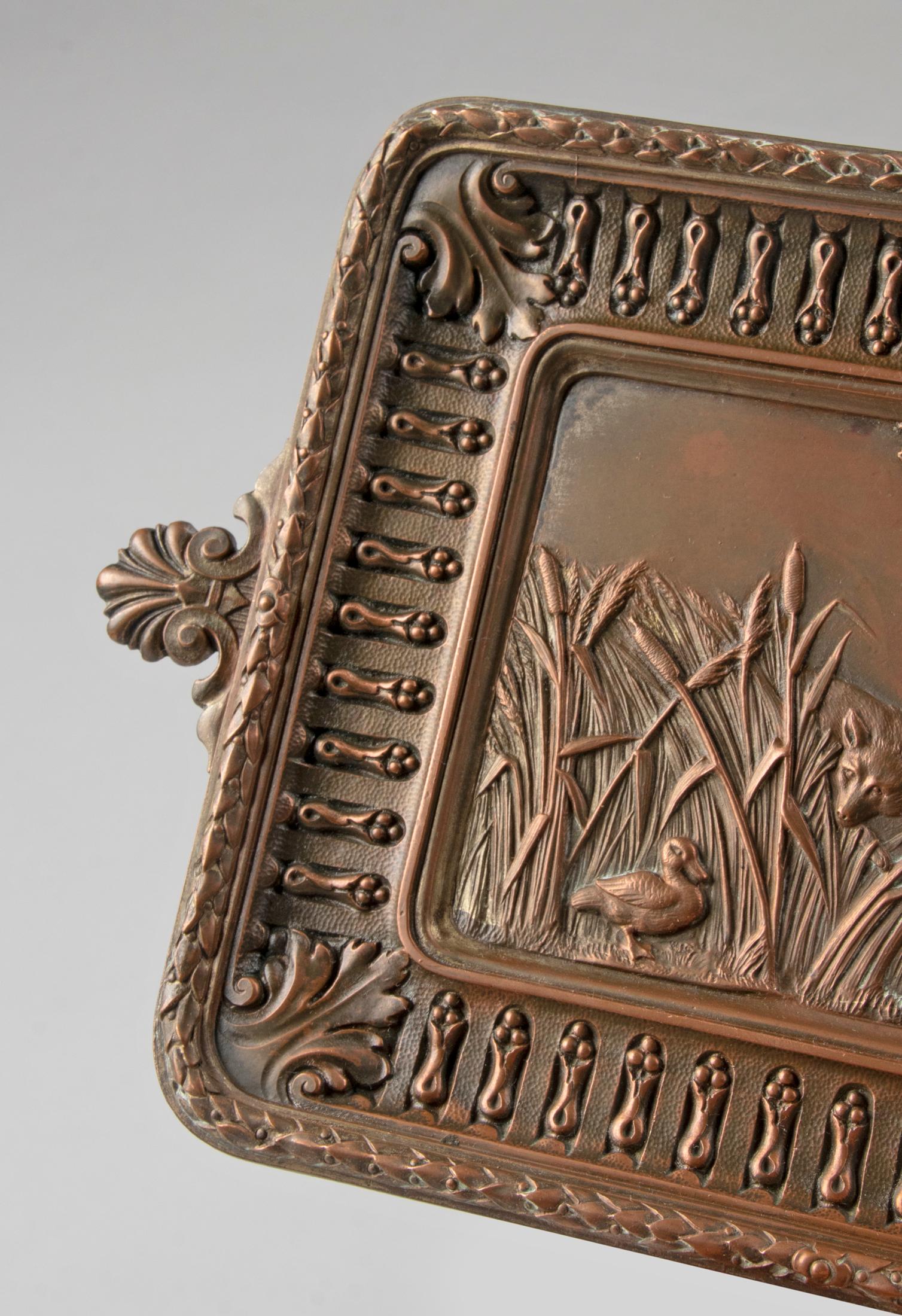 Plat en bronze de la fin du XIXe siècle de style Régence par Gustav Grohe en vente 12