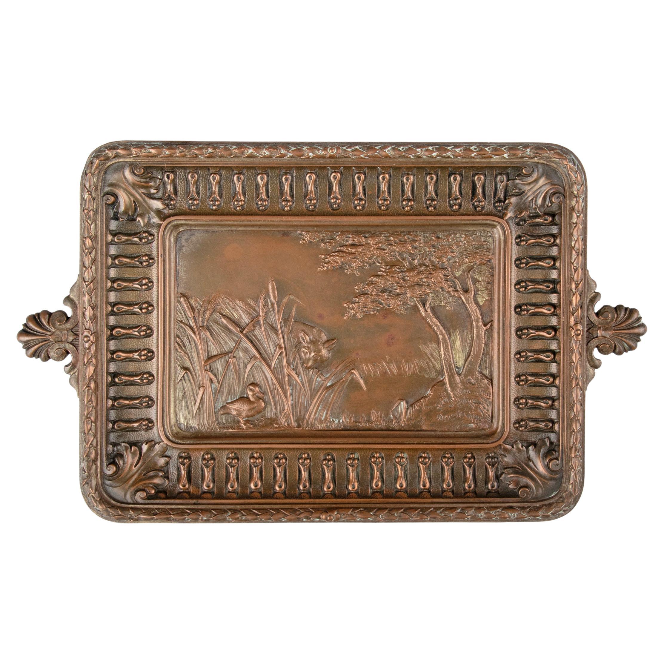 Plat en bronze de la fin du XIXe siècle de style Régence par Gustav Grohe en vente
