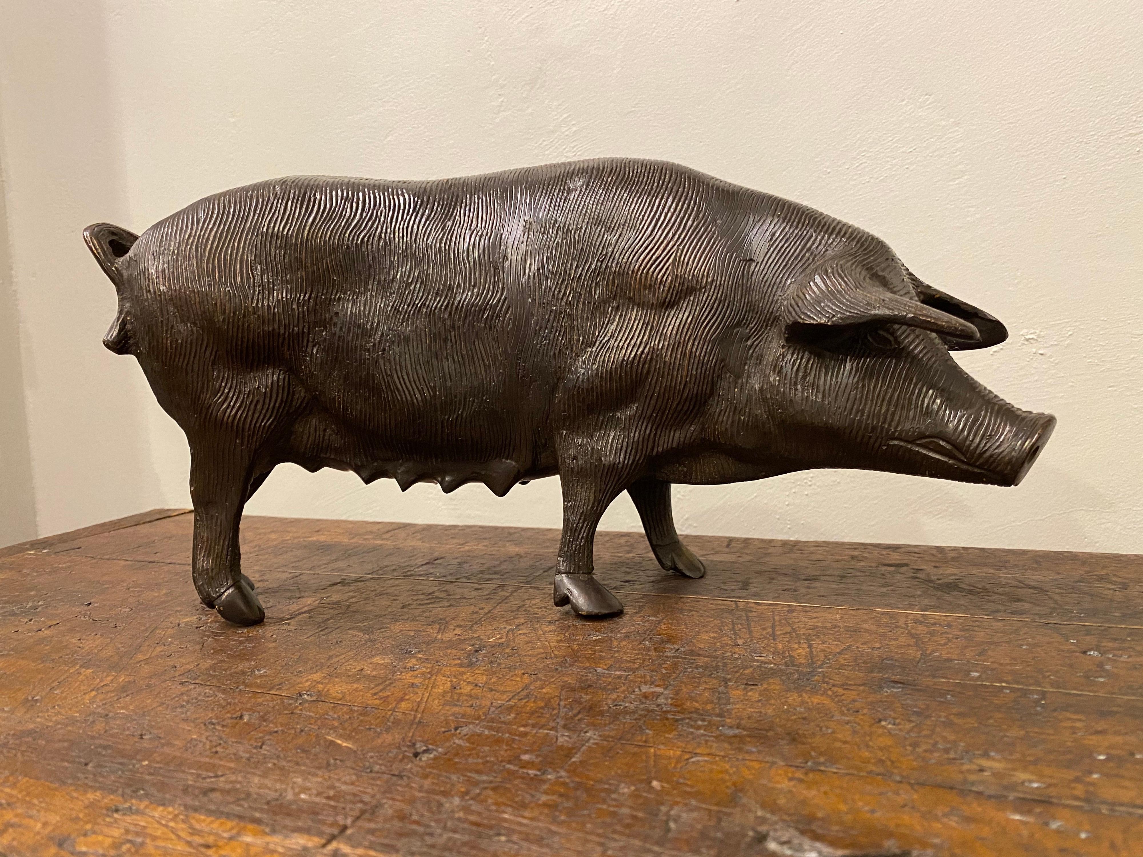Late 19th Century Bronze Pig In Good Condition In New York, NY