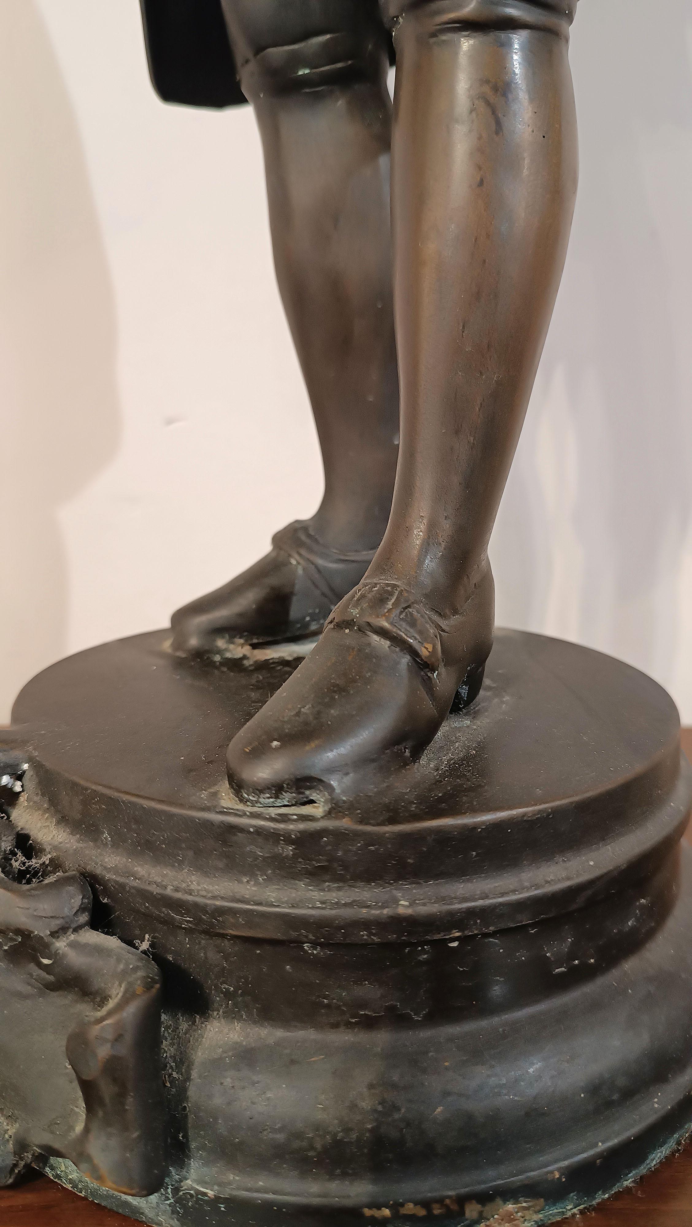 LATE 19th CENTURY BRONZE SCULPTURE PORTRAIT OF MOZART For Sale 1