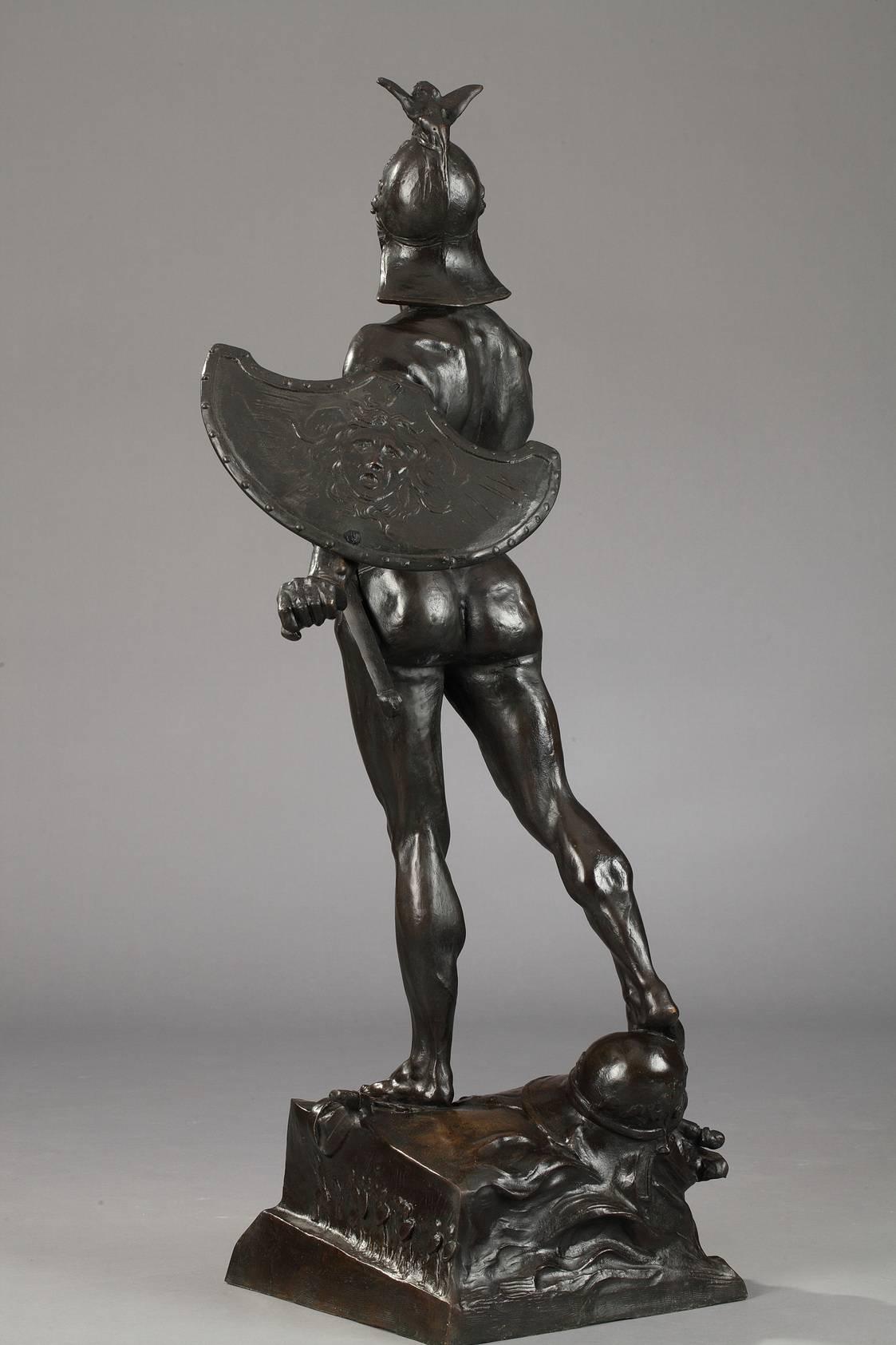 Sculpture en bronze de la fin du XIXe siècle The Warrior par Auguste de Wever en vente 2