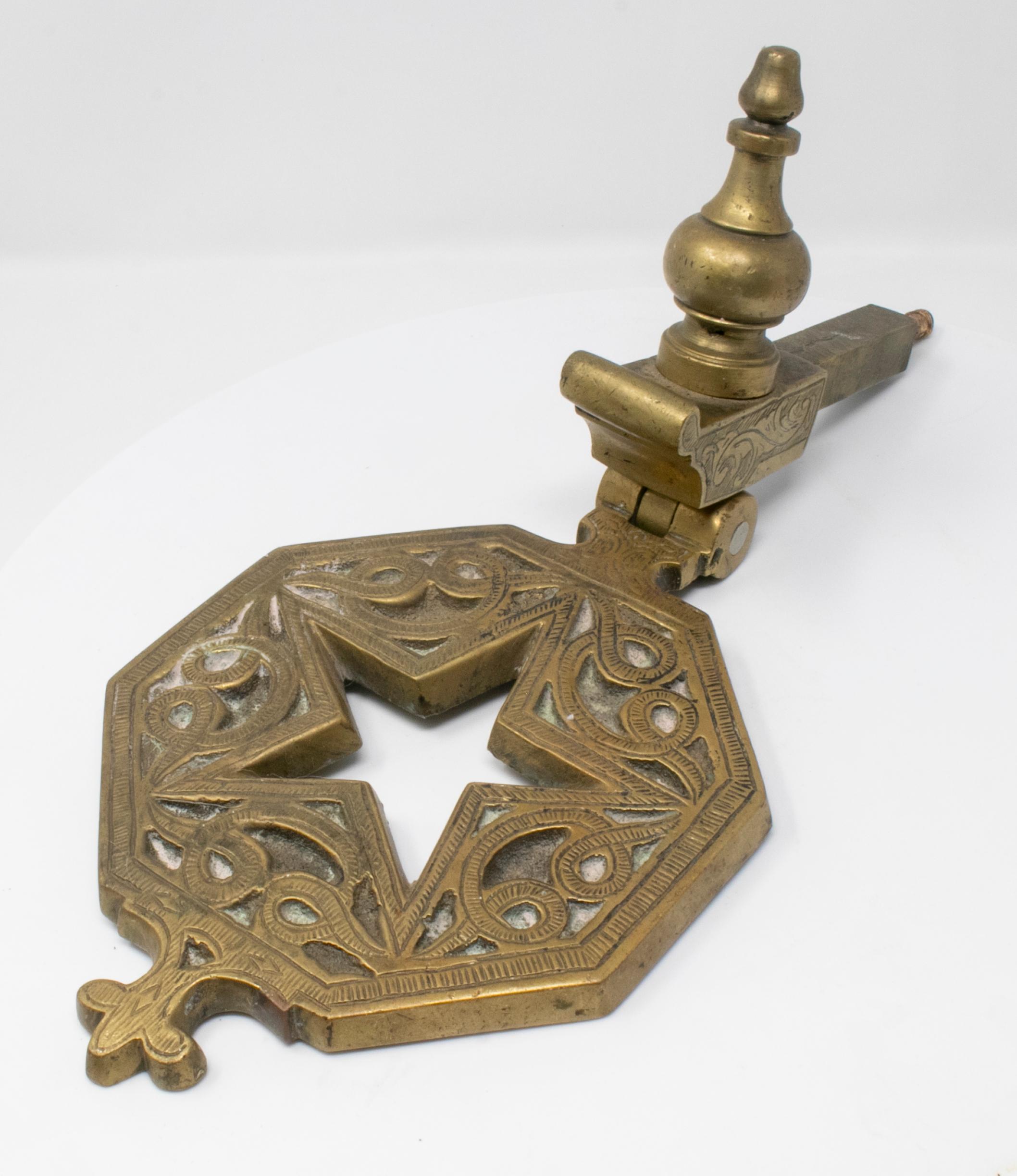 Late 19th Century Bronze Star Shaped Door Knock In Good Condition In Marbella, ES