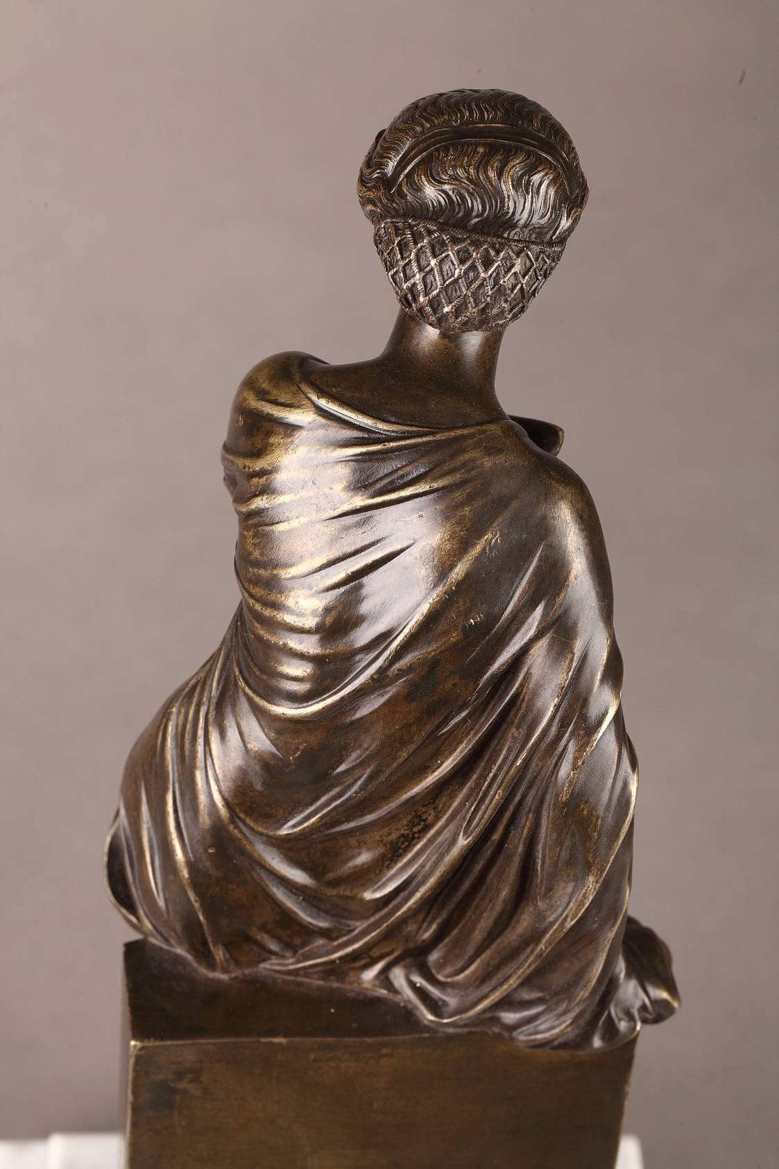 Marmo di Carrara Statua di bronzo della fine del XIX secolo, Suzanne di Eugene-Antoine Aizelin in vendita