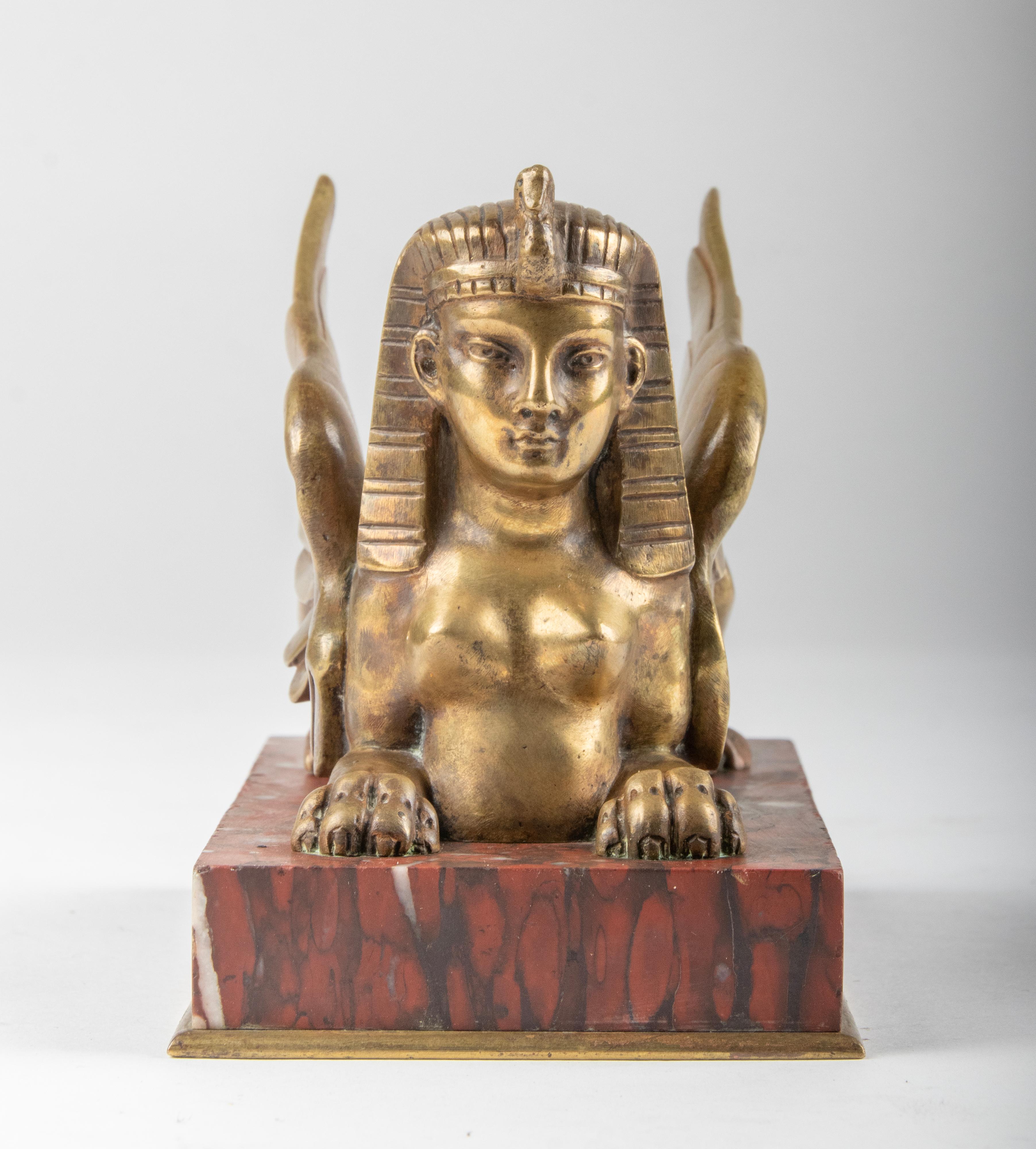 Egyptian Revival Late 19th Century Bronze Winged Sphinx Statuette Red Griotte Marble For Sale