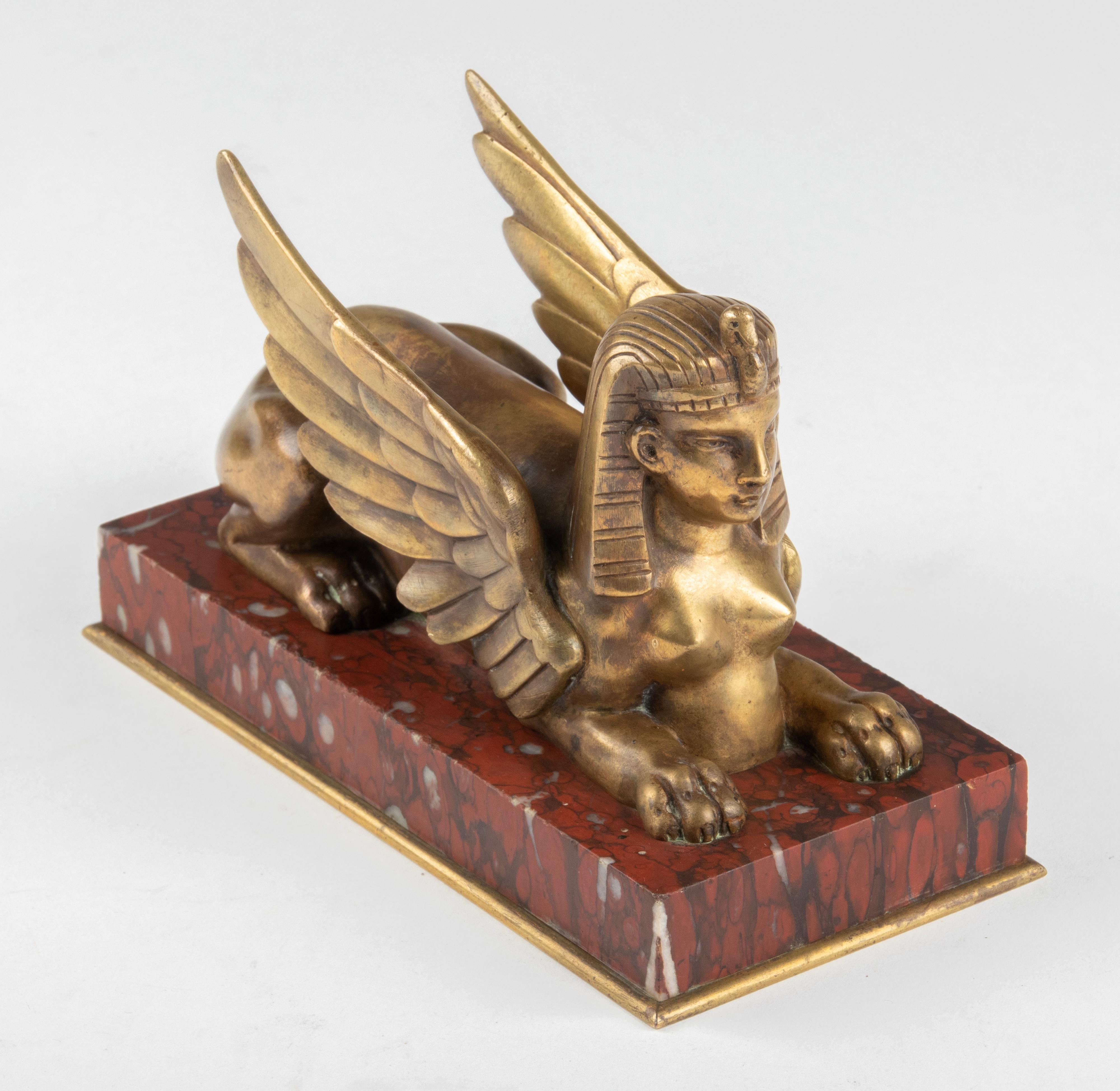 Late 19th Century Bronze Winged Sphinx Statuette Red Griotte Marble For Sale 1
