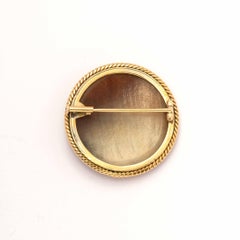 Late 19th Century Brooch – Hand-Carved Shell Cameo in 18ct Gold Setting