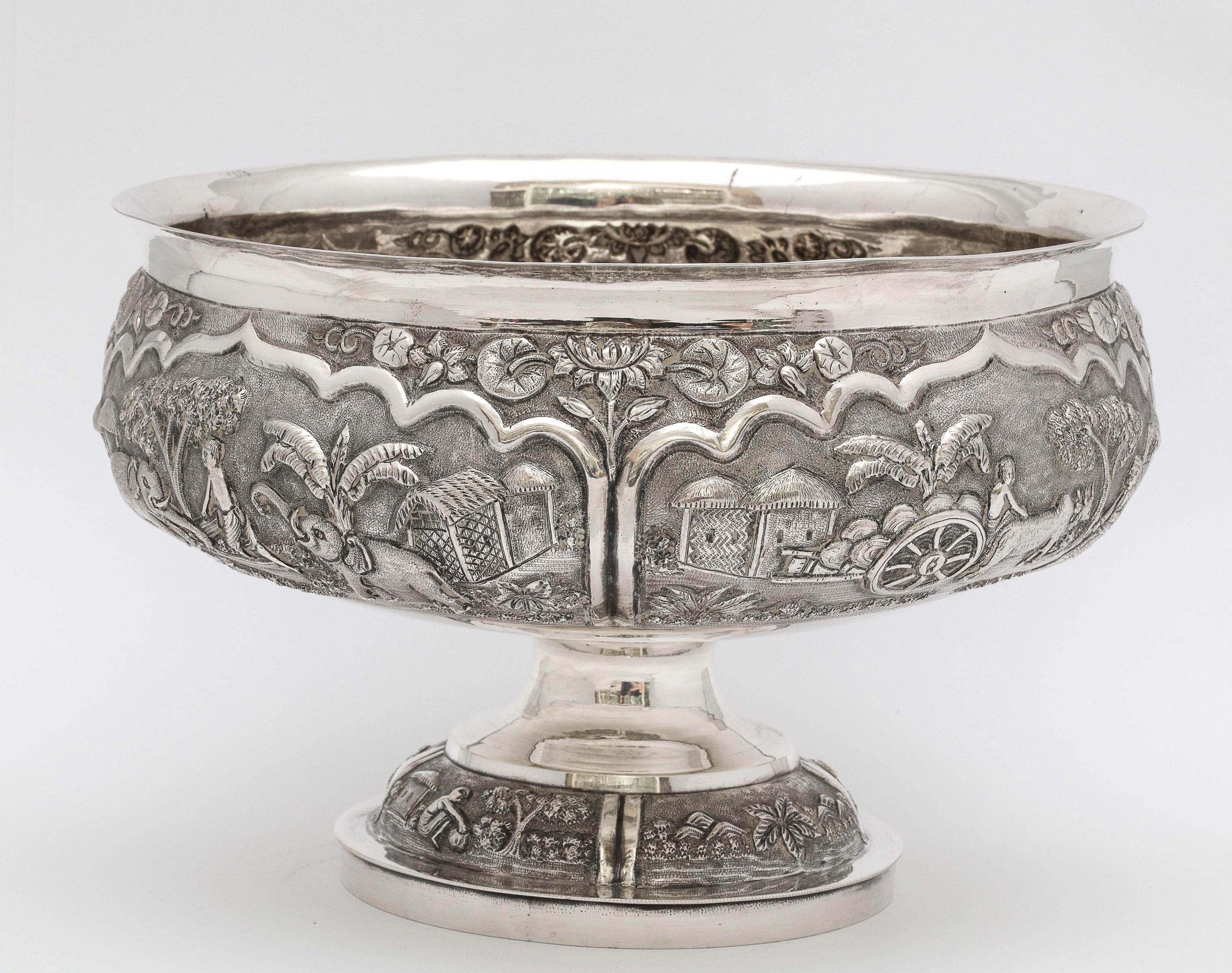 Repoussé Late 19th Century Burmese/Myanmar Silver Pedestal-Based Bowl