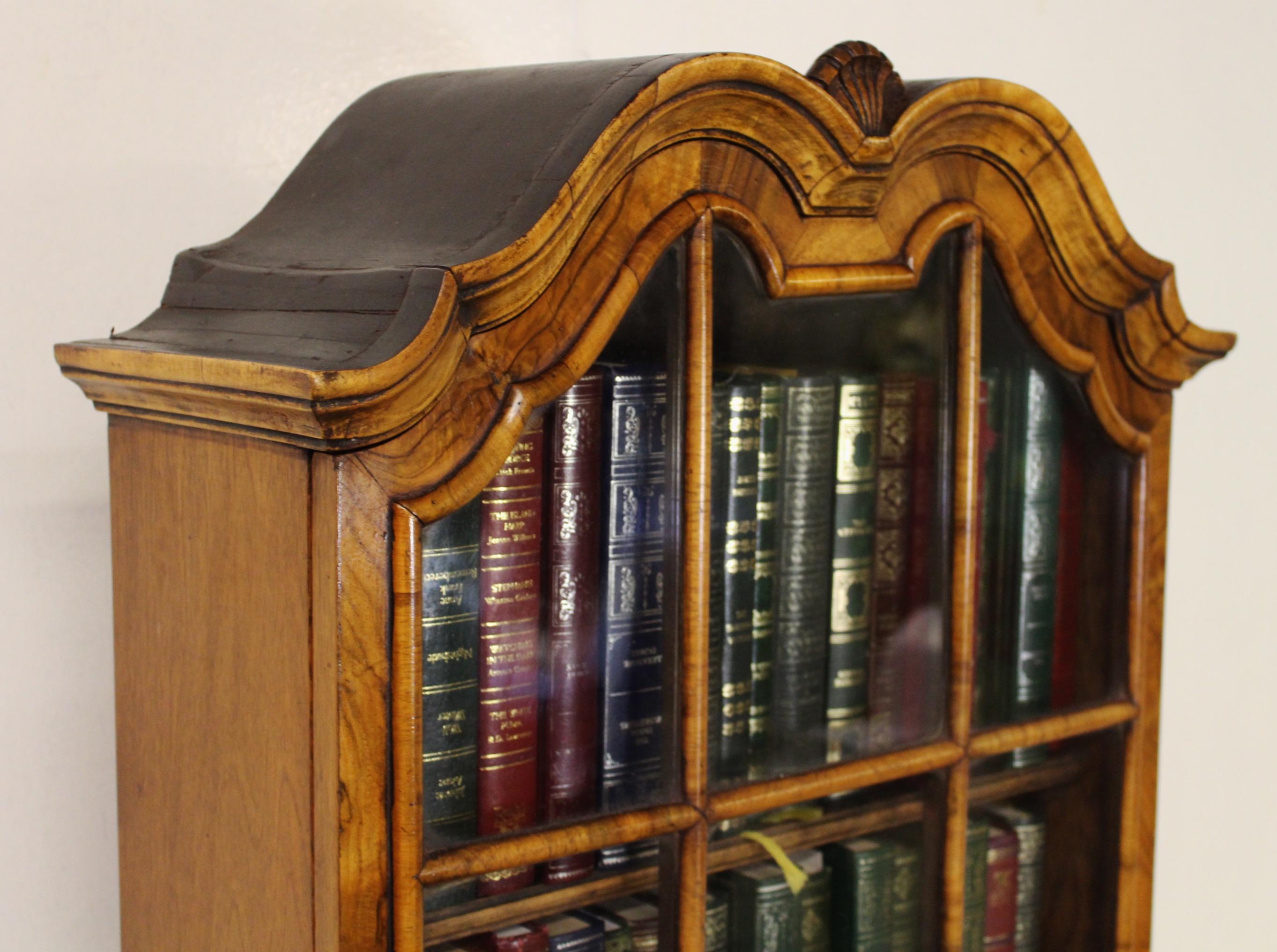 Late 19th Century Burr Walnut Queen Anne Style Bureau Bookcase For Sale 13