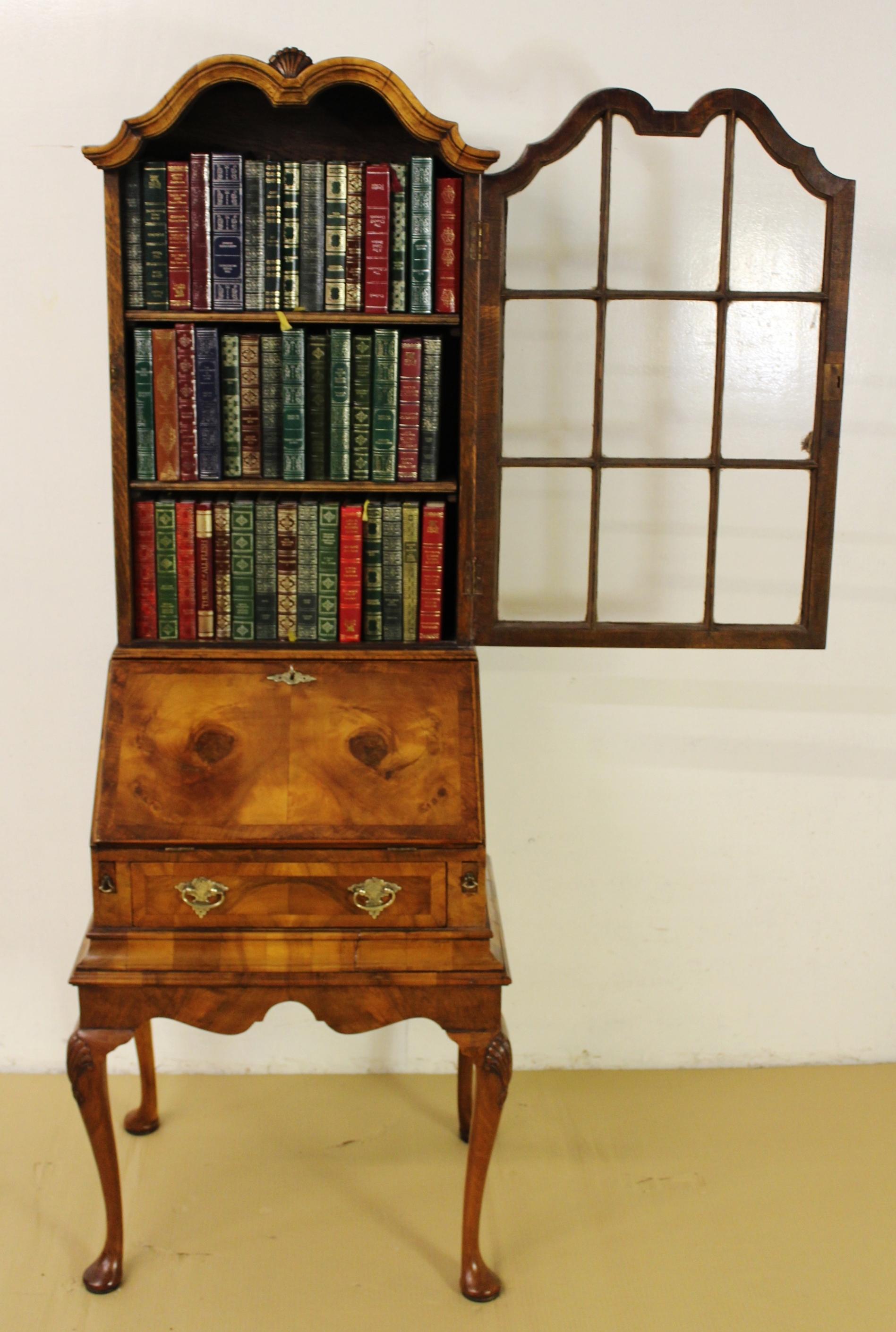 Late 19th Century Burr Walnut Queen Anne Style Bureau Bookcase For Sale 15