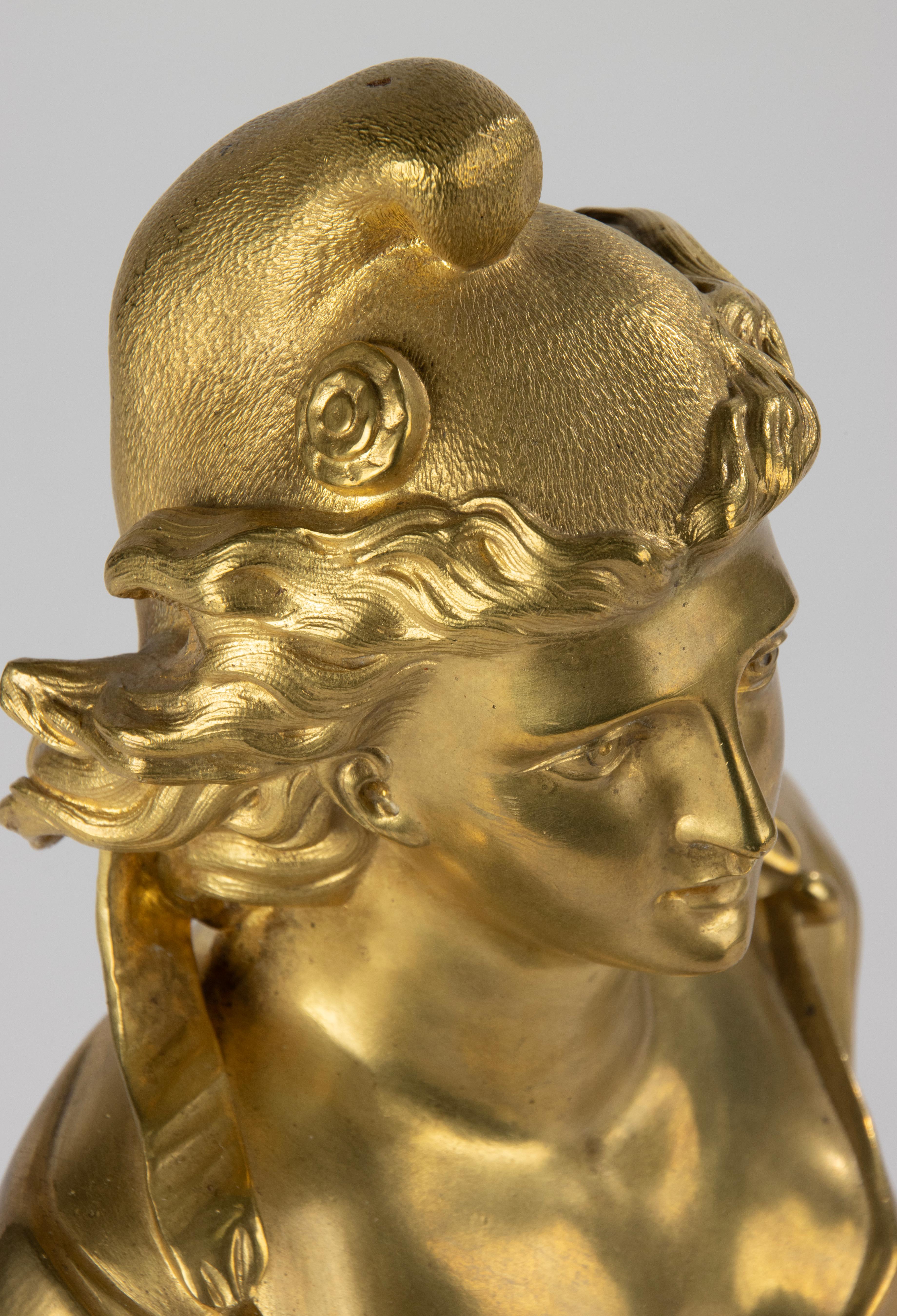 Fin du 19e siècle  Buste de Marianne - Bronze doré à l'or fin en vente 4