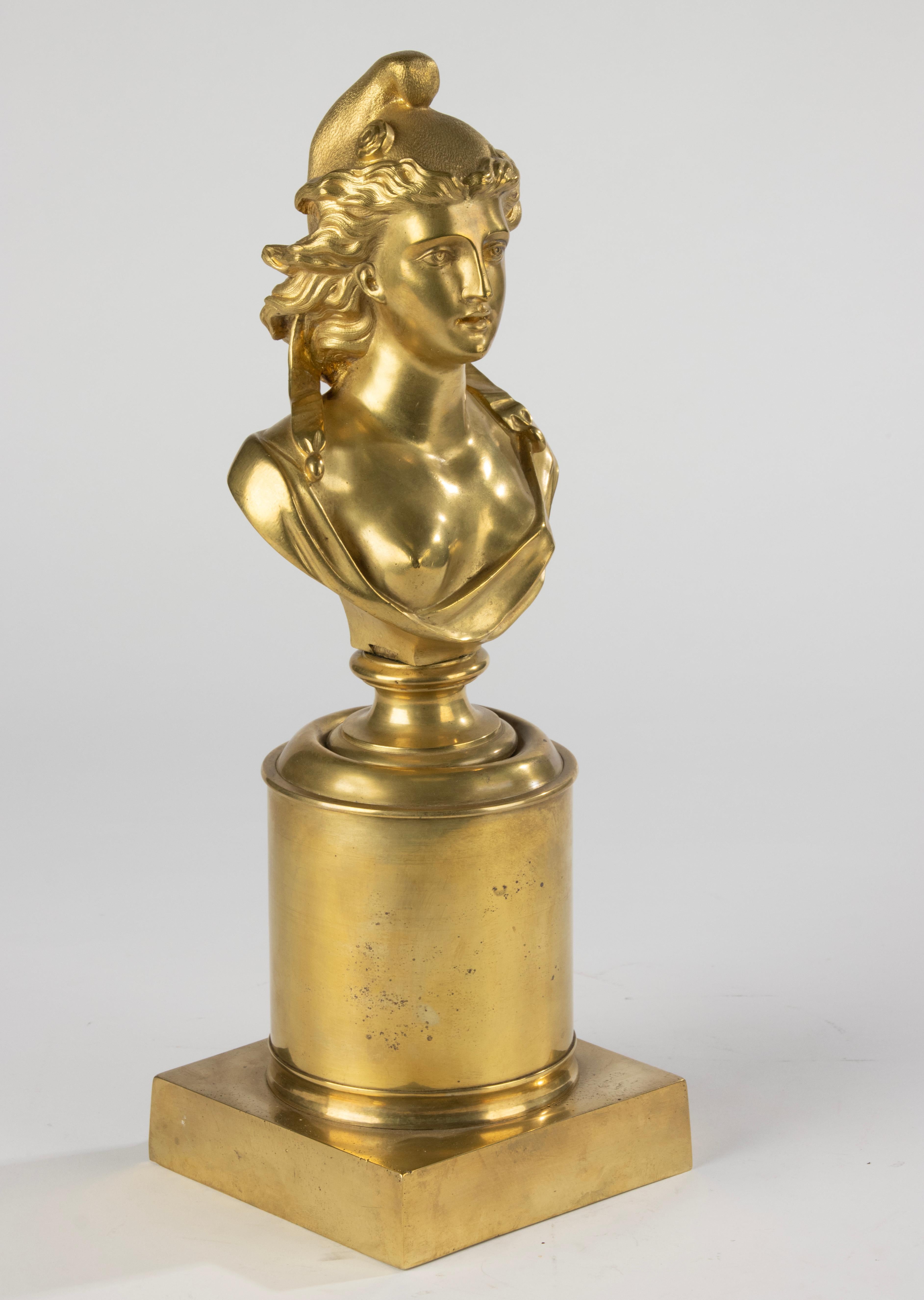 Laiton Fin du 19e siècle  Buste de Marianne - Bronze doré à l'or fin en vente