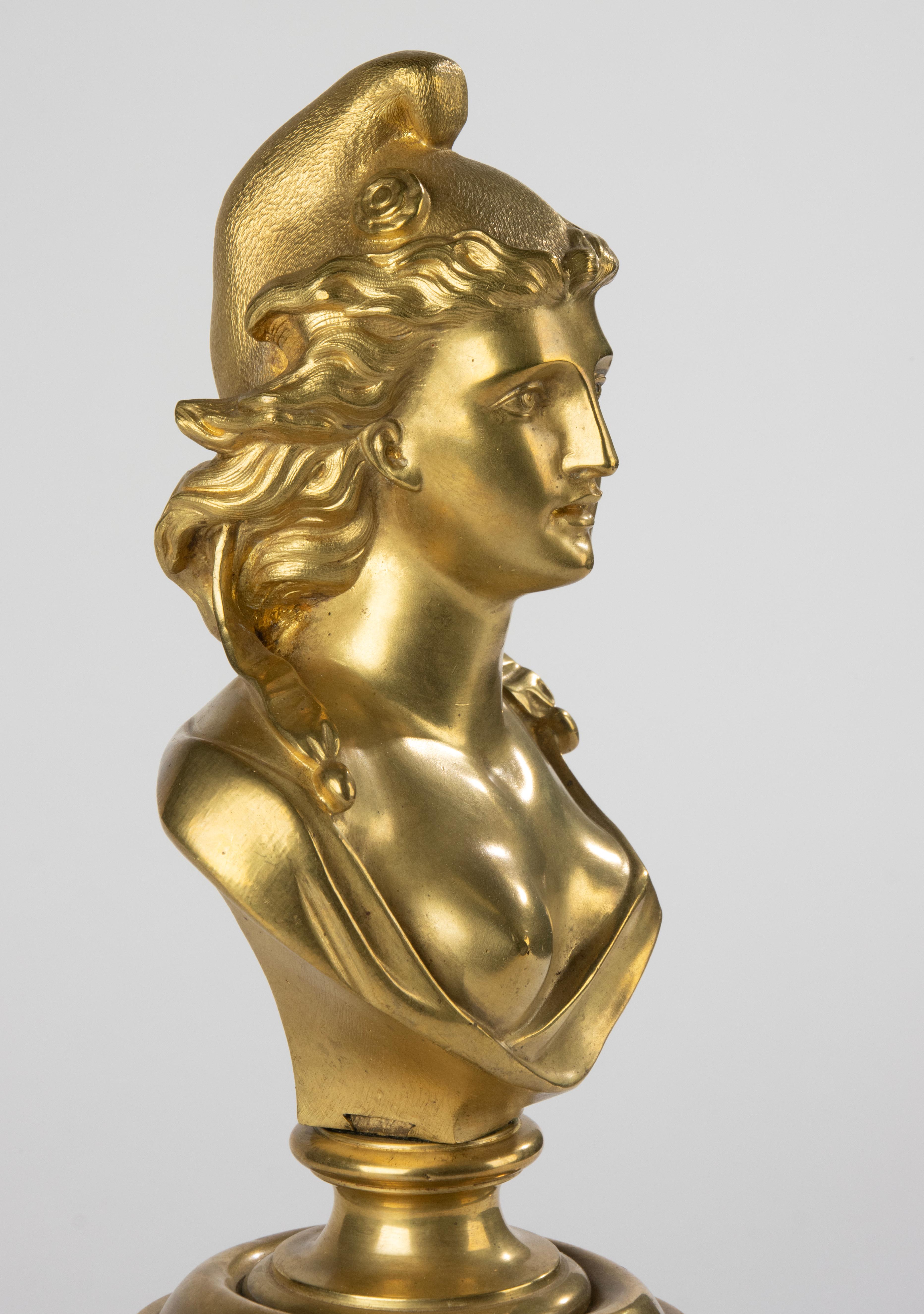 Fin du 19e siècle  Buste de Marianne - Bronze doré à l'or fin en vente 2