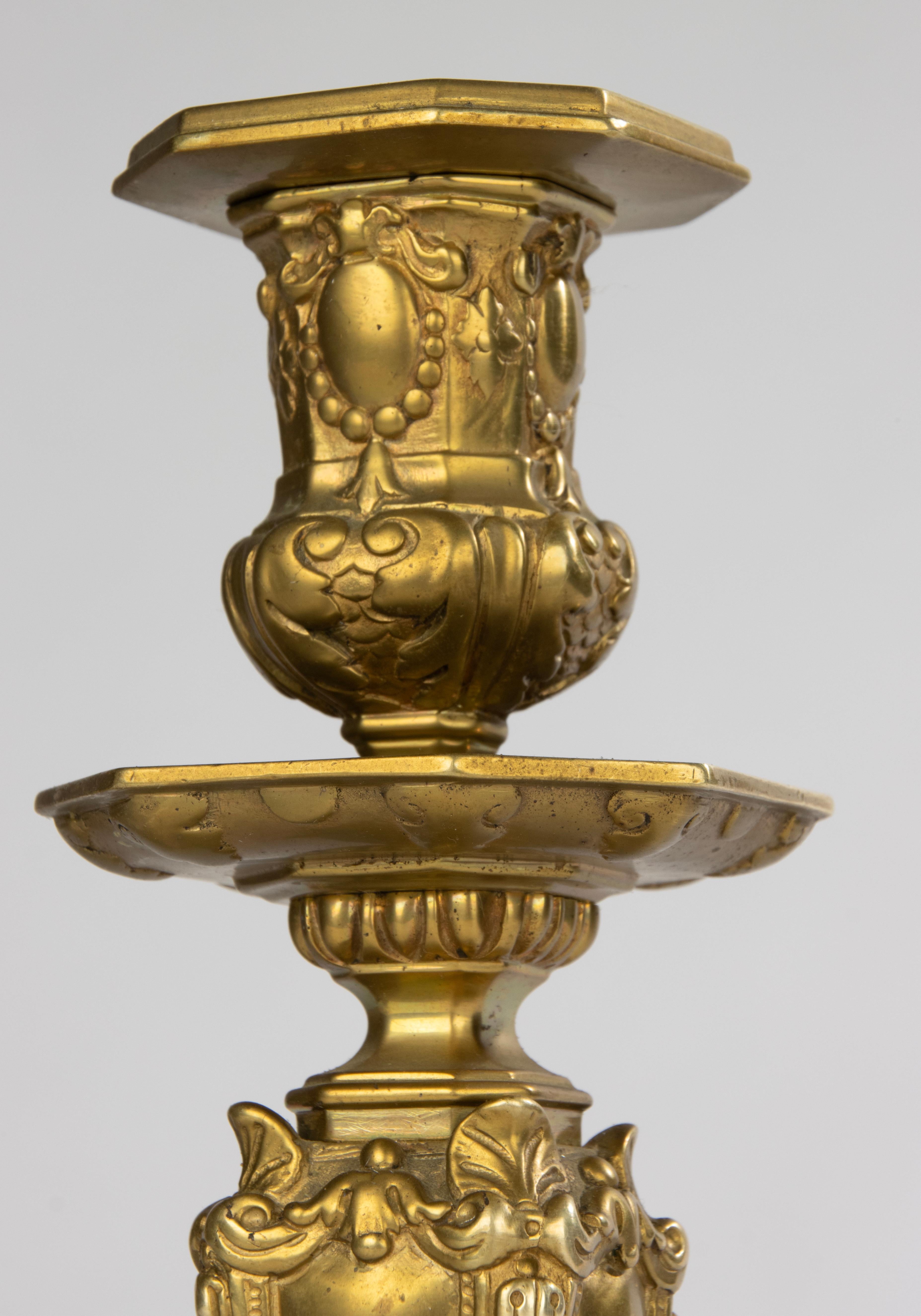 Candelieri della fine del XIX secolo - Bronzo dorato - Stile Regency in vendita 9