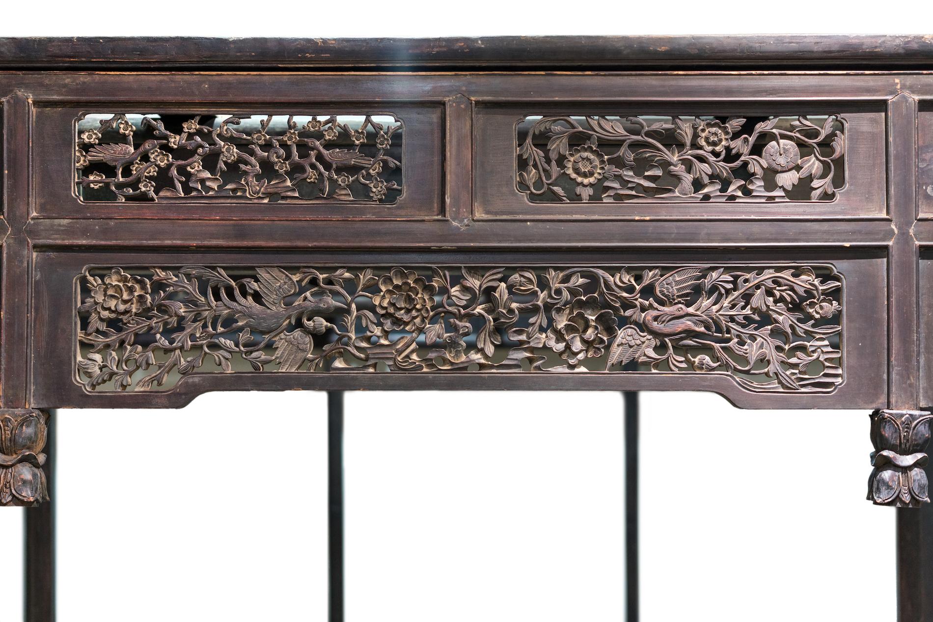 Qing Late 19th Century Canopy Bed from Shanxi, China For Sale