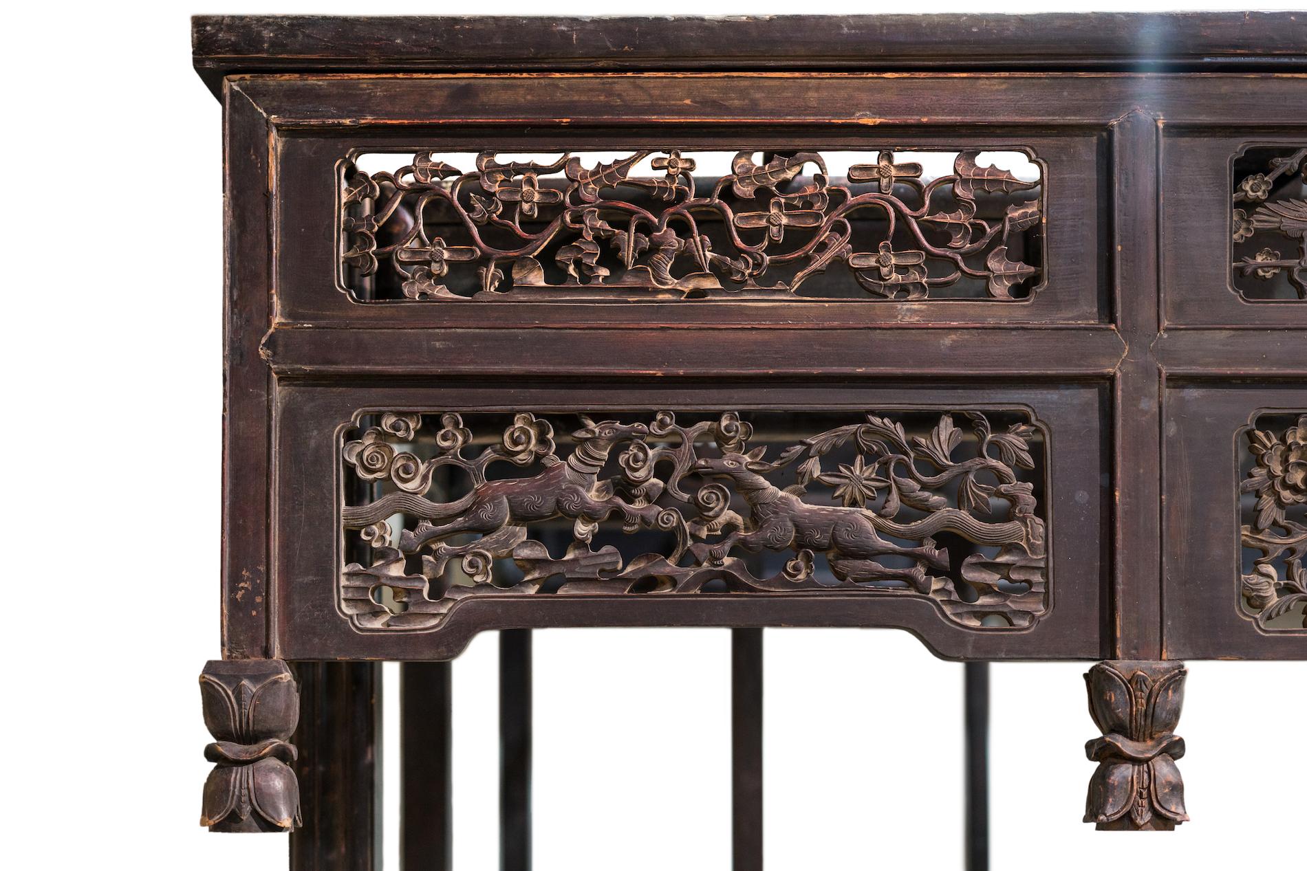 Late 19th Century Canopy Bed from Shanxi, China In Good Condition For Sale In Singapore, SG