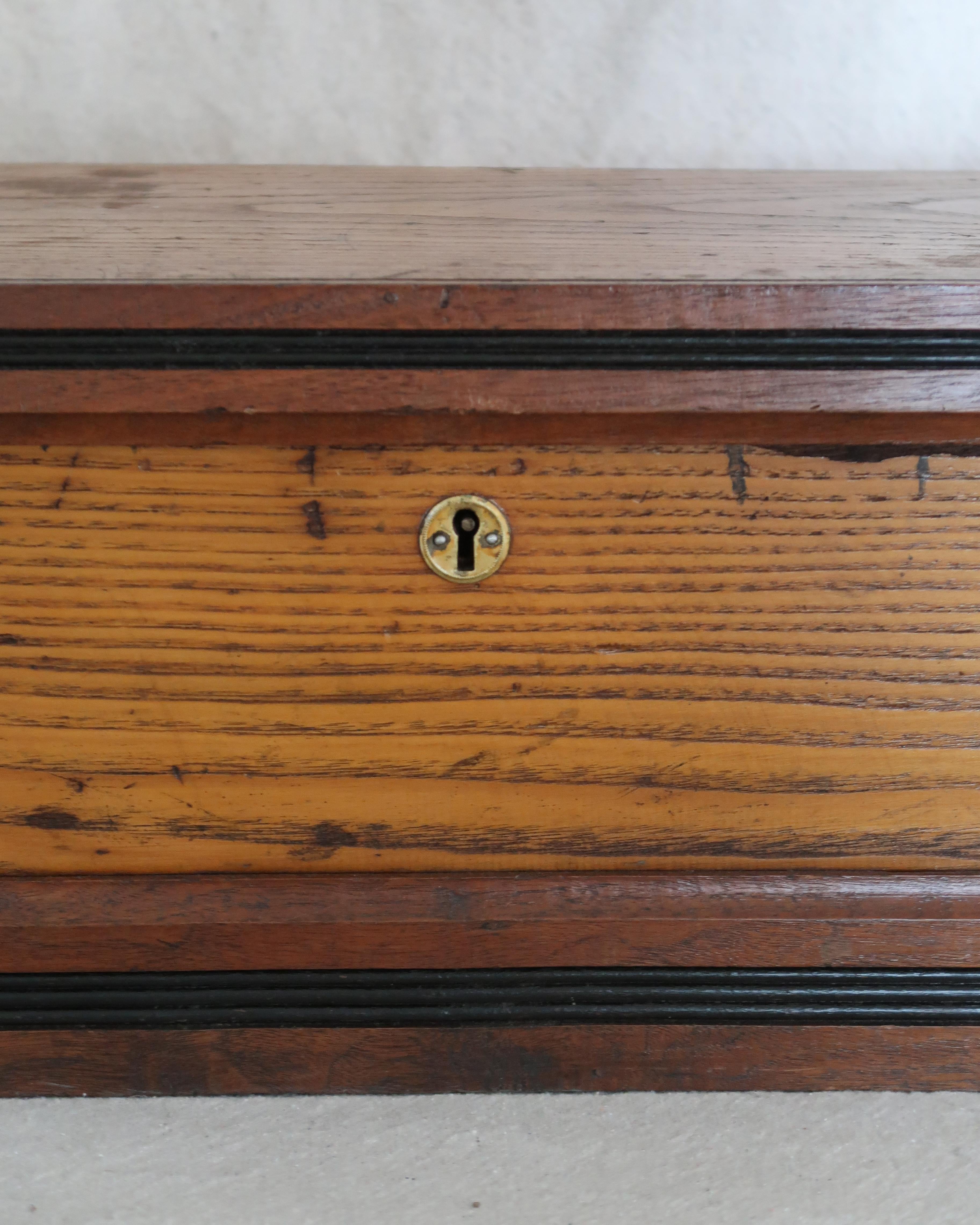 Boîte de charpentier de la fin du XIXe siècle en vente 4