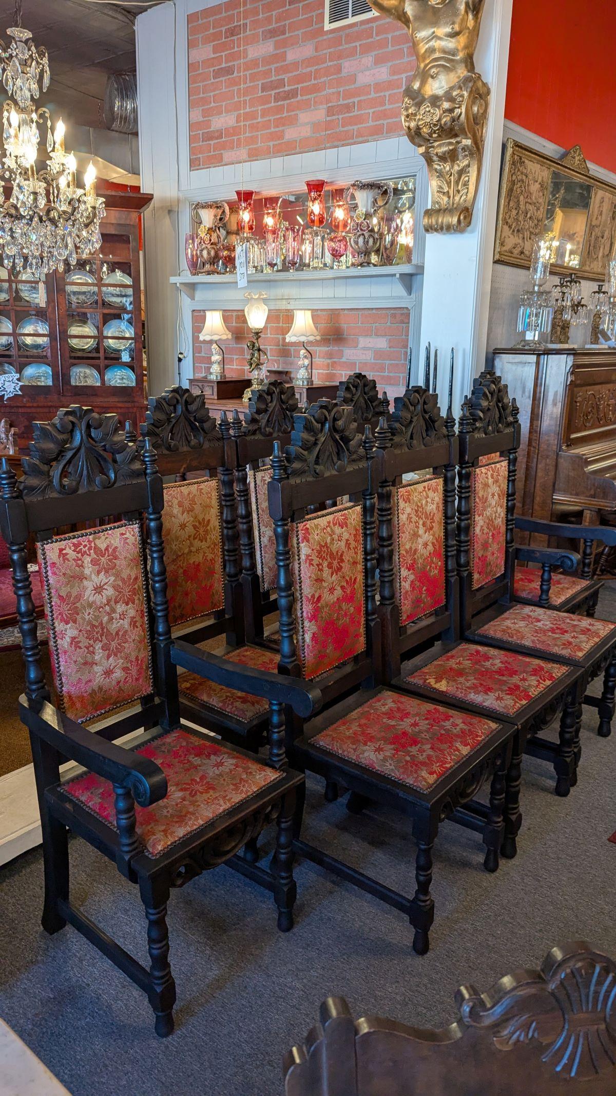 Set di 8 sedie fiamminghe intagliate ed ebanizzate della fine del XIX secolo in vendita 1