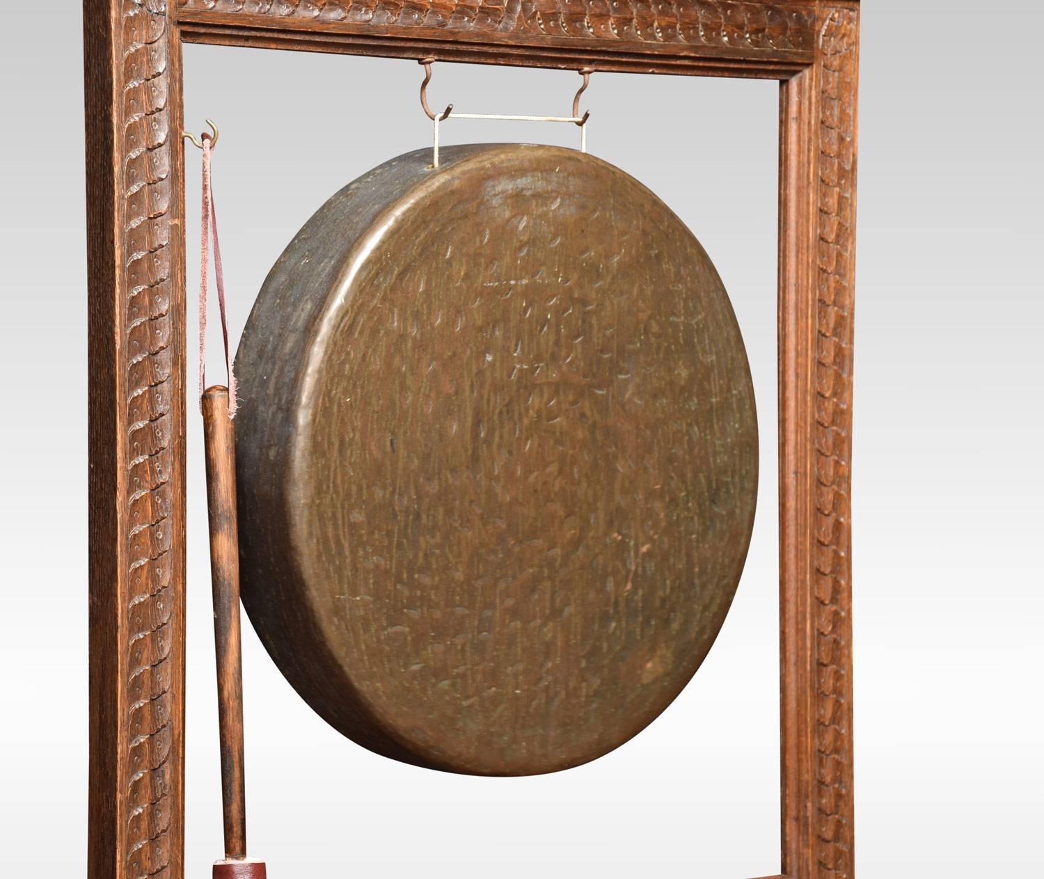 Late 19th Century Carved Oak Framed Dinner Gong In Excellent Condition In Cheshire, GB