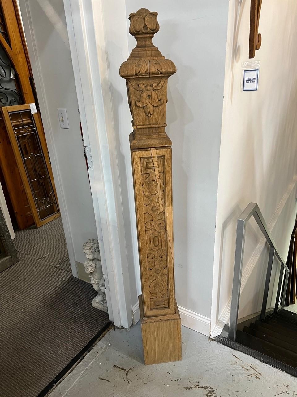 Late 19th Century Carved Oak Newel Post In Good Condition In Stamford, CT