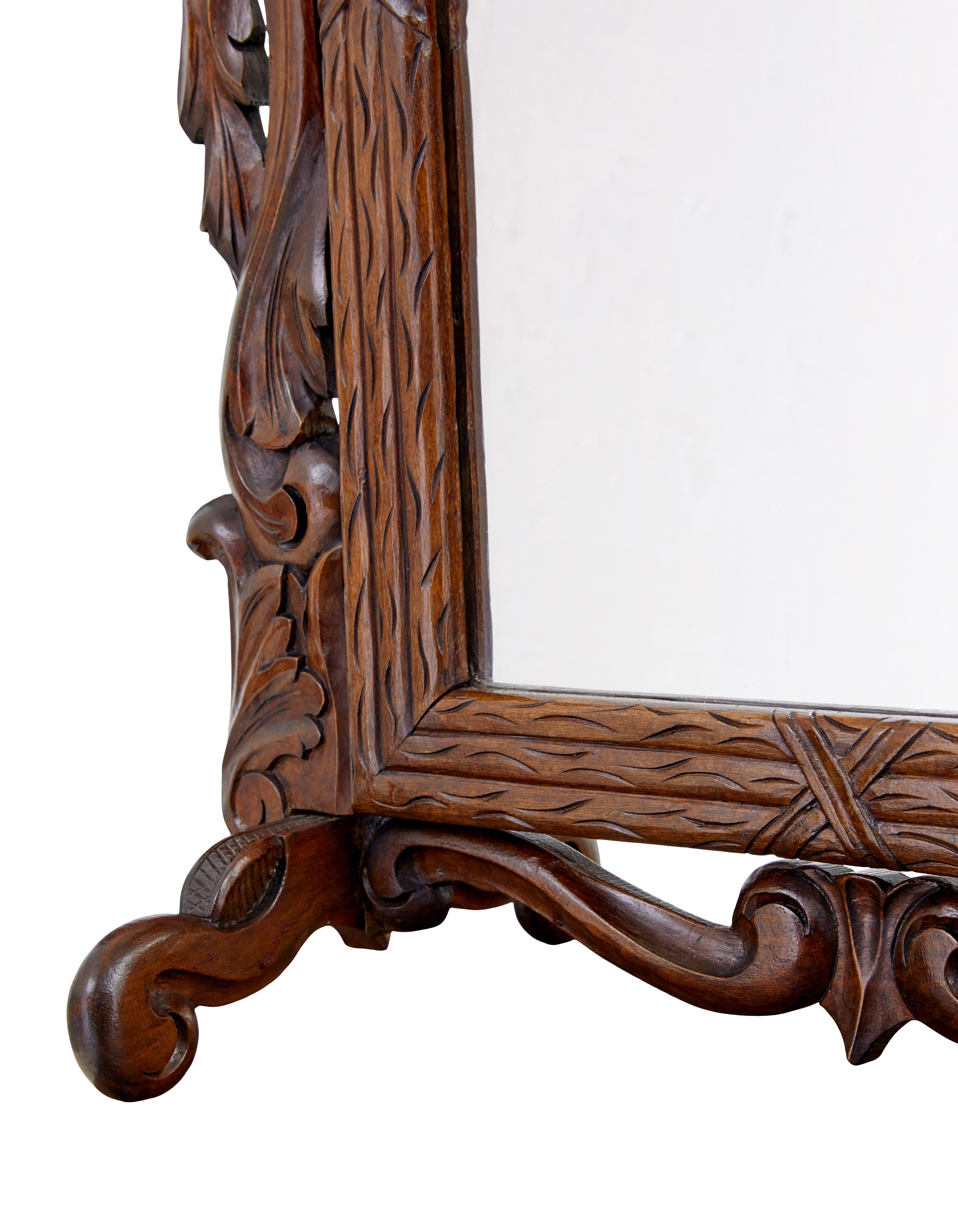 Miroir de courtoisie en chêne sculpté de style rococo de la fin du 19e siècle Bon état - En vente à Debenham, Suffolk