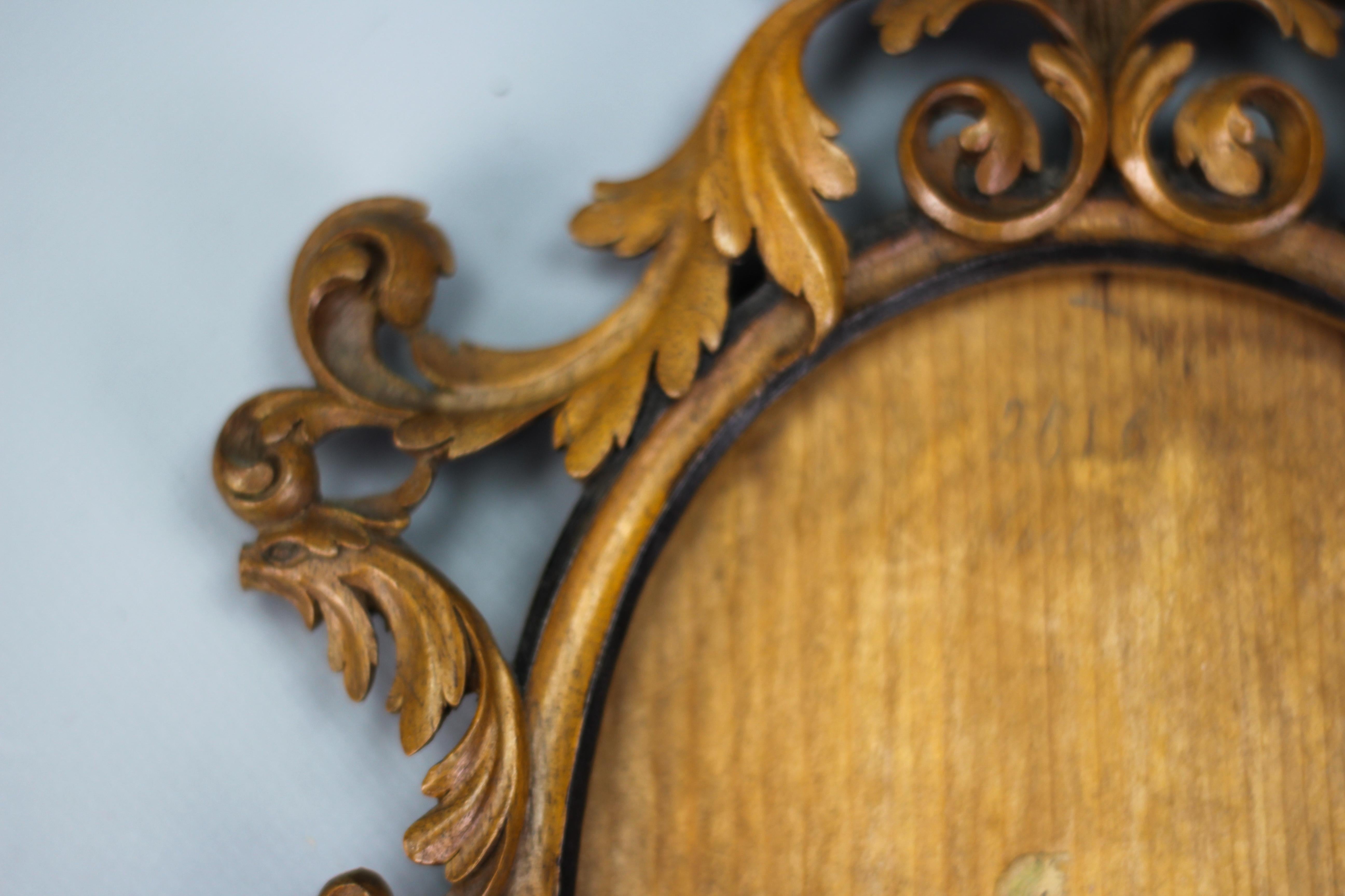 Ovaler Bild- oder Spiegelrahmen aus geschnitztem Nussbaumholz, Frankreich, spätes 19. Jahrhundert im Zustand „Relativ gut“ im Angebot in Barntrup, DE