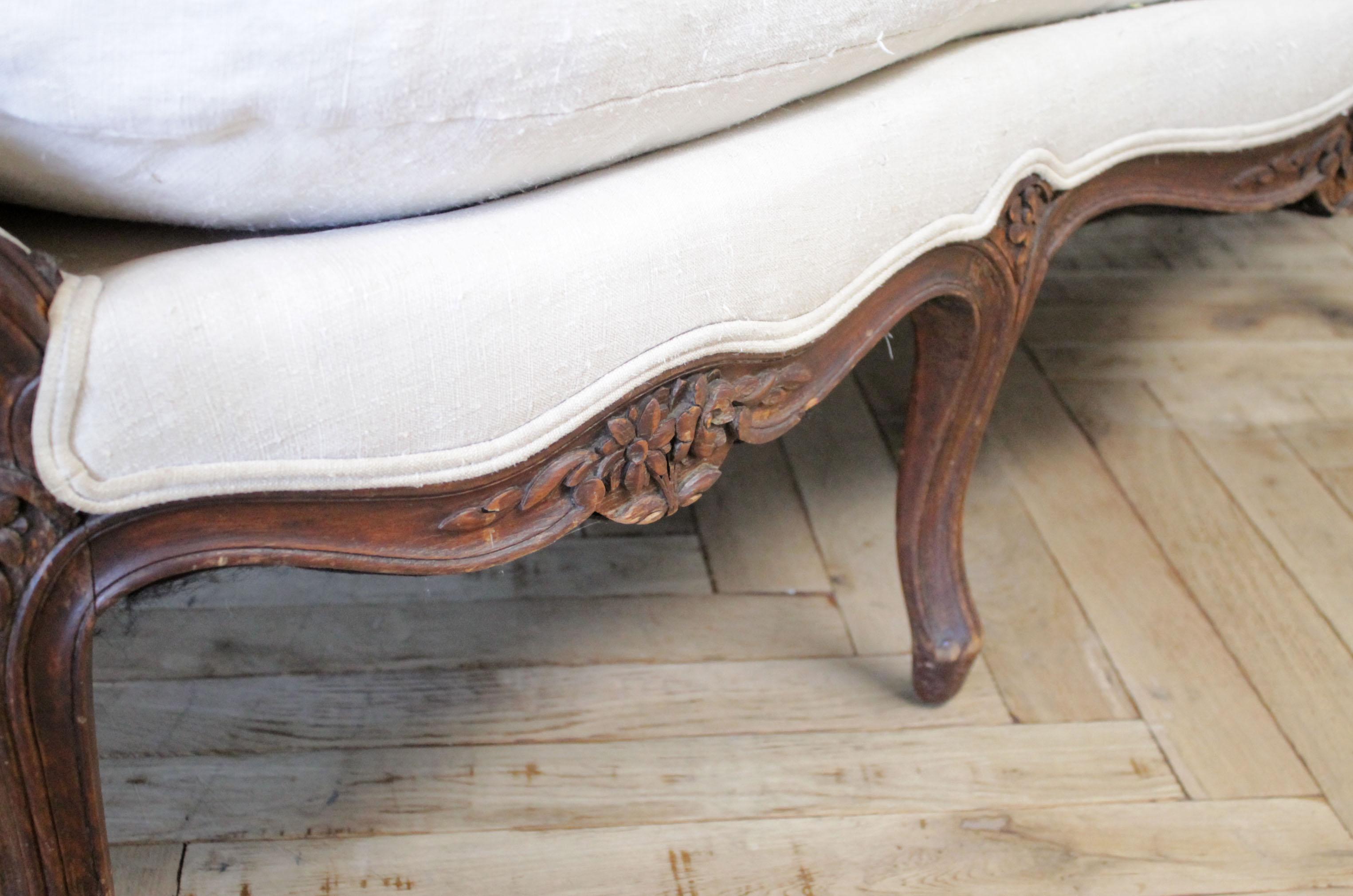 Late 19th Century Carved Walnut Sofa with Antique French Grainsack Upholstery In Good Condition In Brea, CA