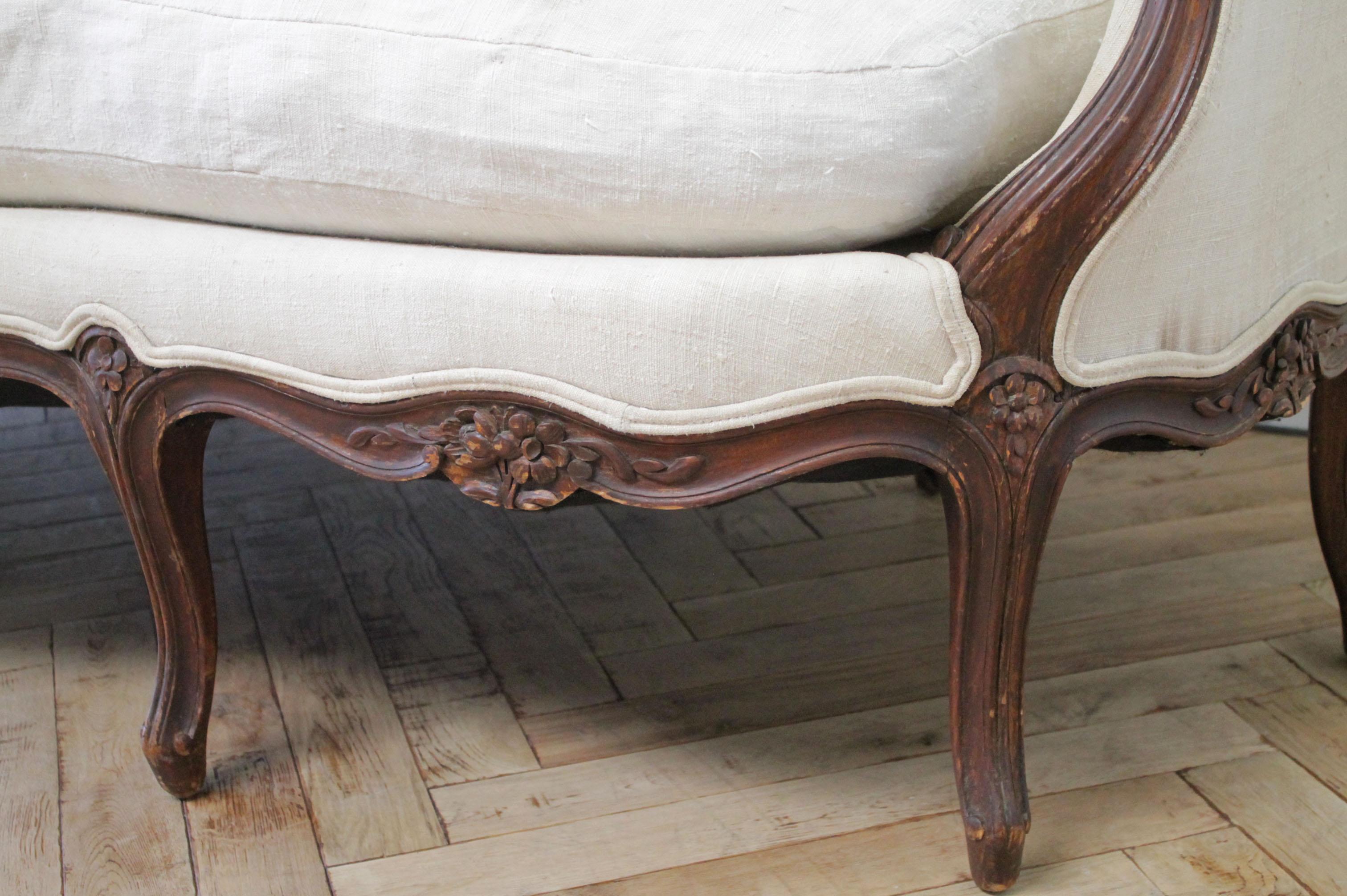 Late 19th Century Carved Walnut Sofa with Antique French Grainsack Upholstery 1