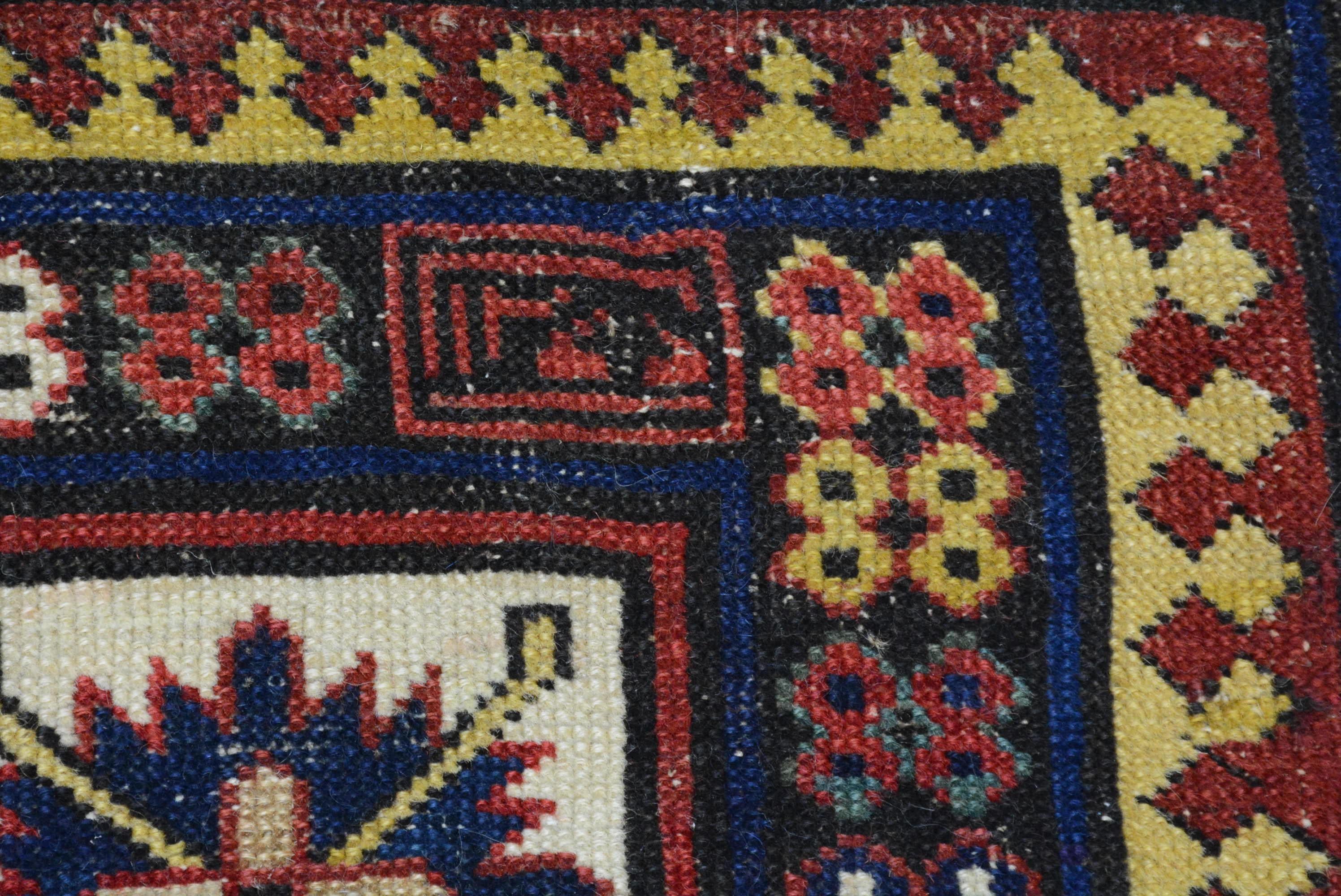 Teinture végétale Tapis kuba caucasien de la fin du 19e siècle en vente