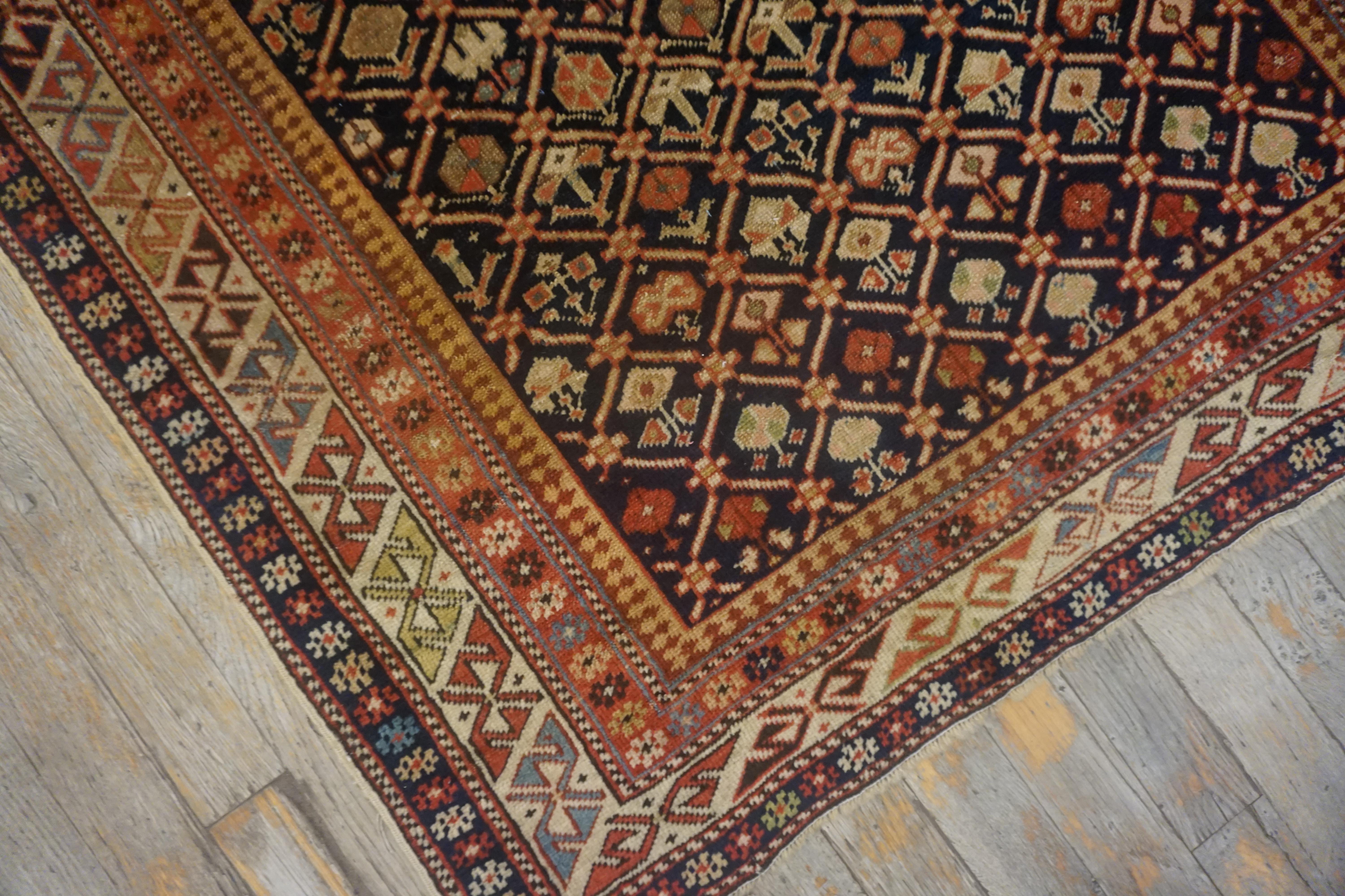 Kaukasischer Shirvan-Gebetteppich des späten 19. Jahrhunderts ( 3' x 5' - 91 x 152) (Spätes 19. Jahrhundert) im Angebot