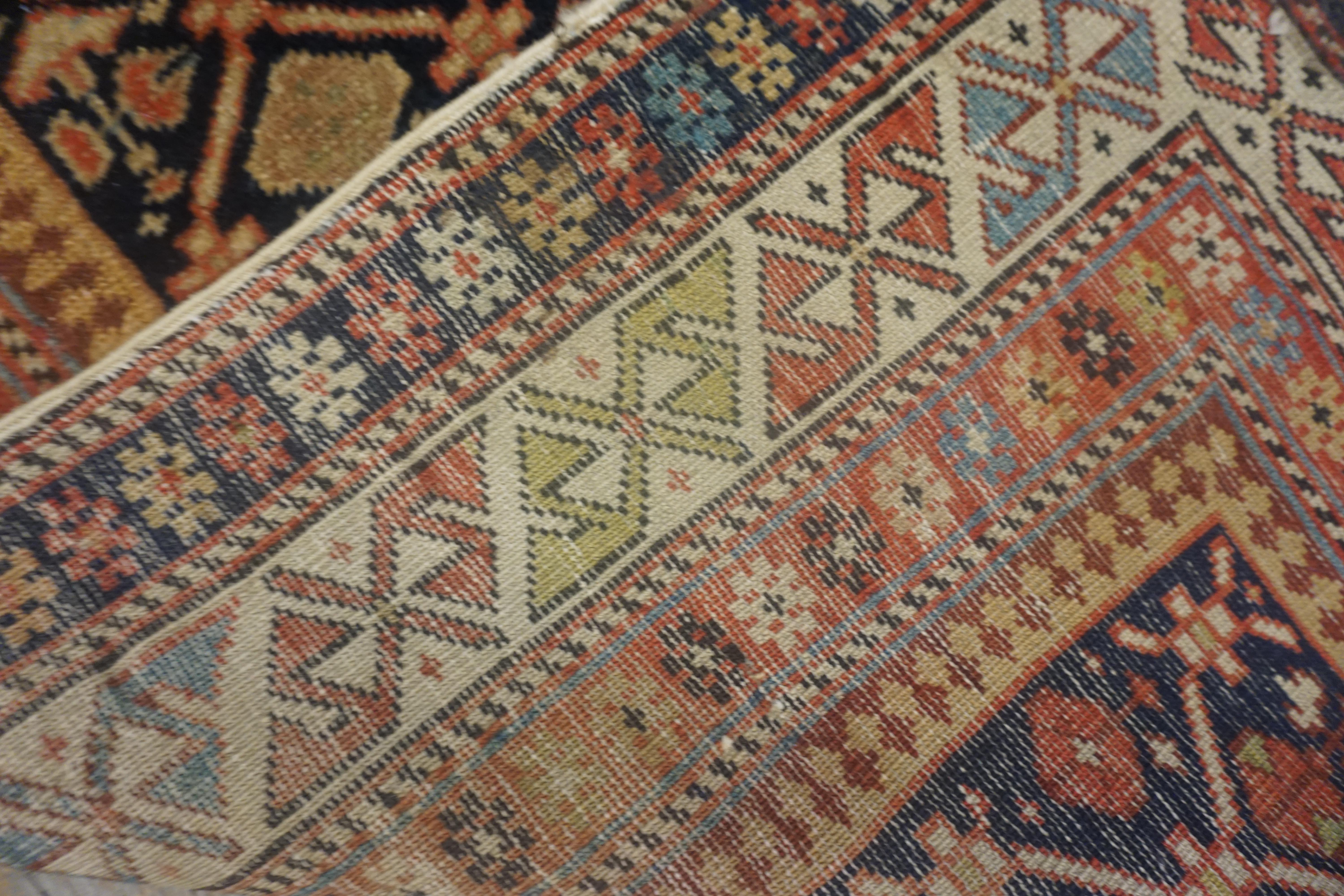 Late 19th Century Caucasian Shirvan Prayer Rug ( 3' x 5' - 91 x 152 ) For Sale 4