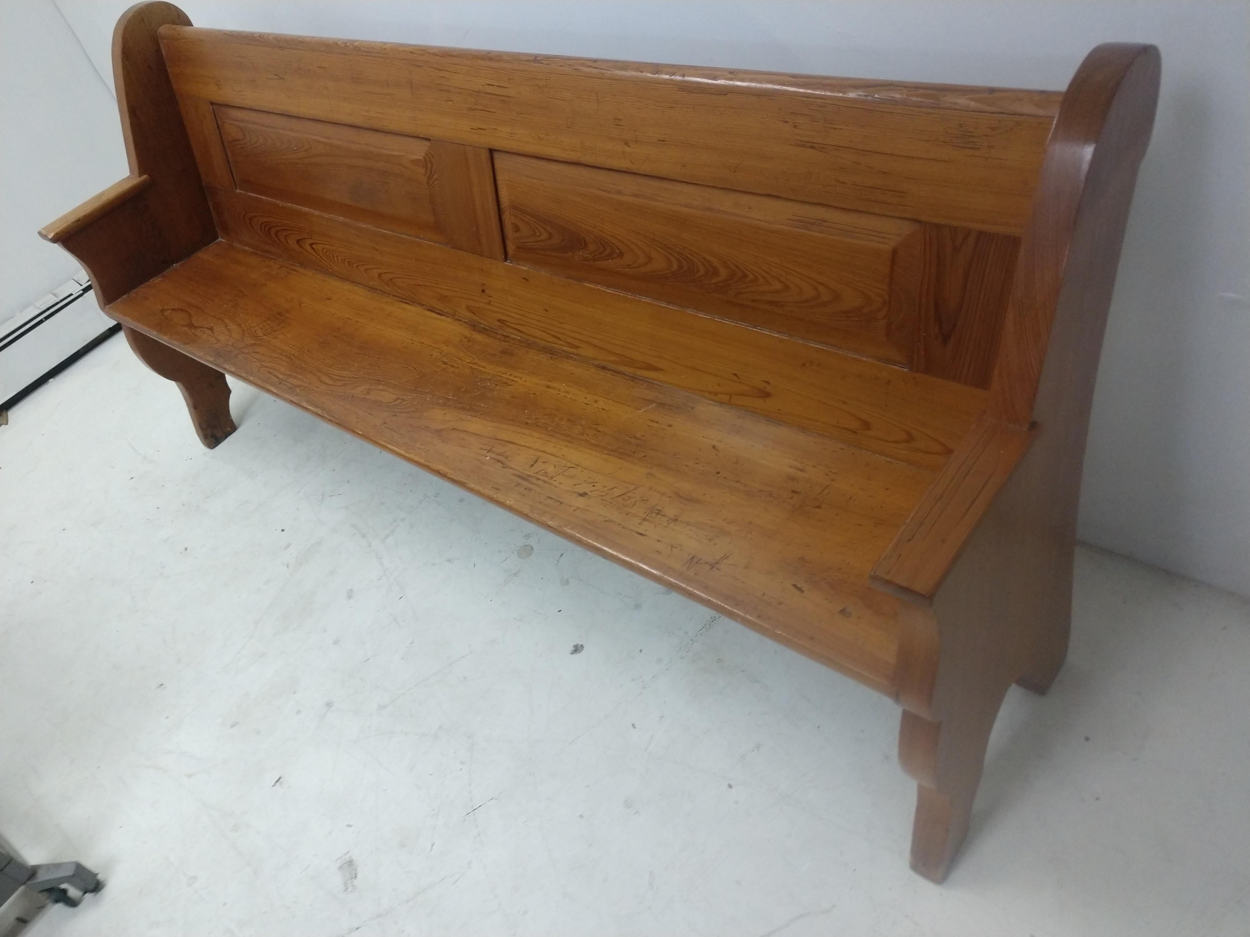 Late 19th Century Chestnut Non Denominational Church Pew In Good Condition In Port Jervis, NY