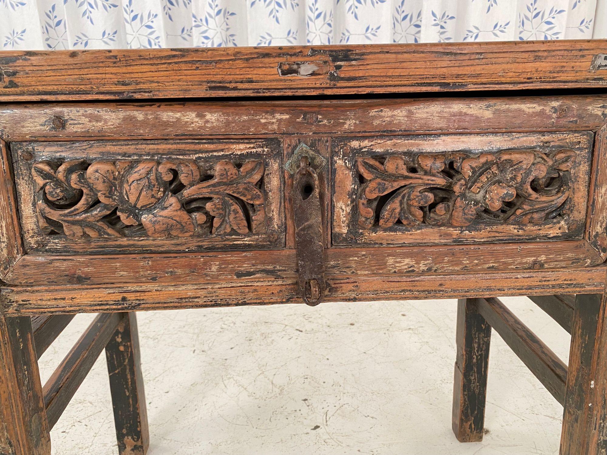 Wood Late 19th Century Chinese Alter Table For Sale