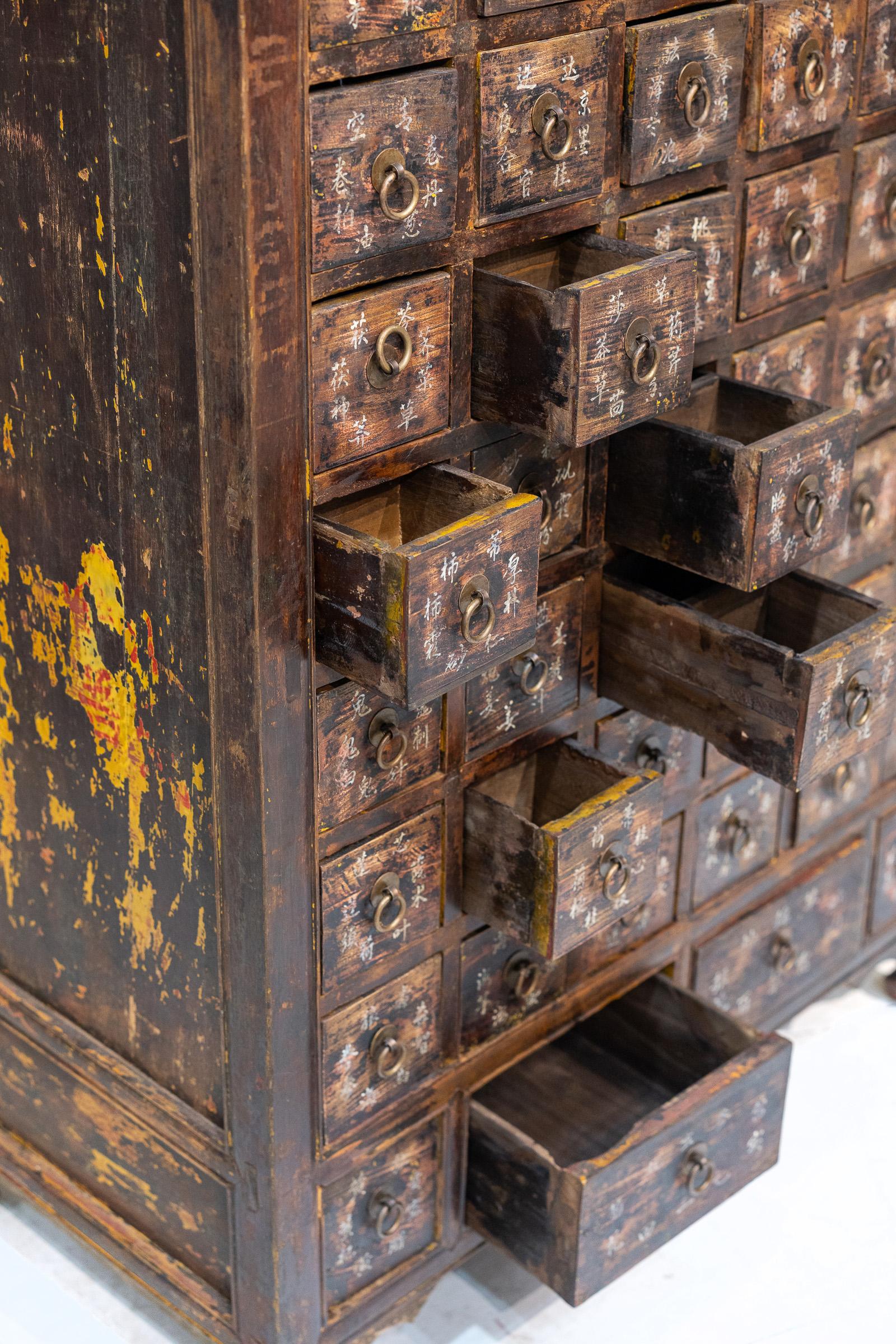 Late 19th Century Chinese Apothecary Cabinet In Good Condition In Singapore, SG
