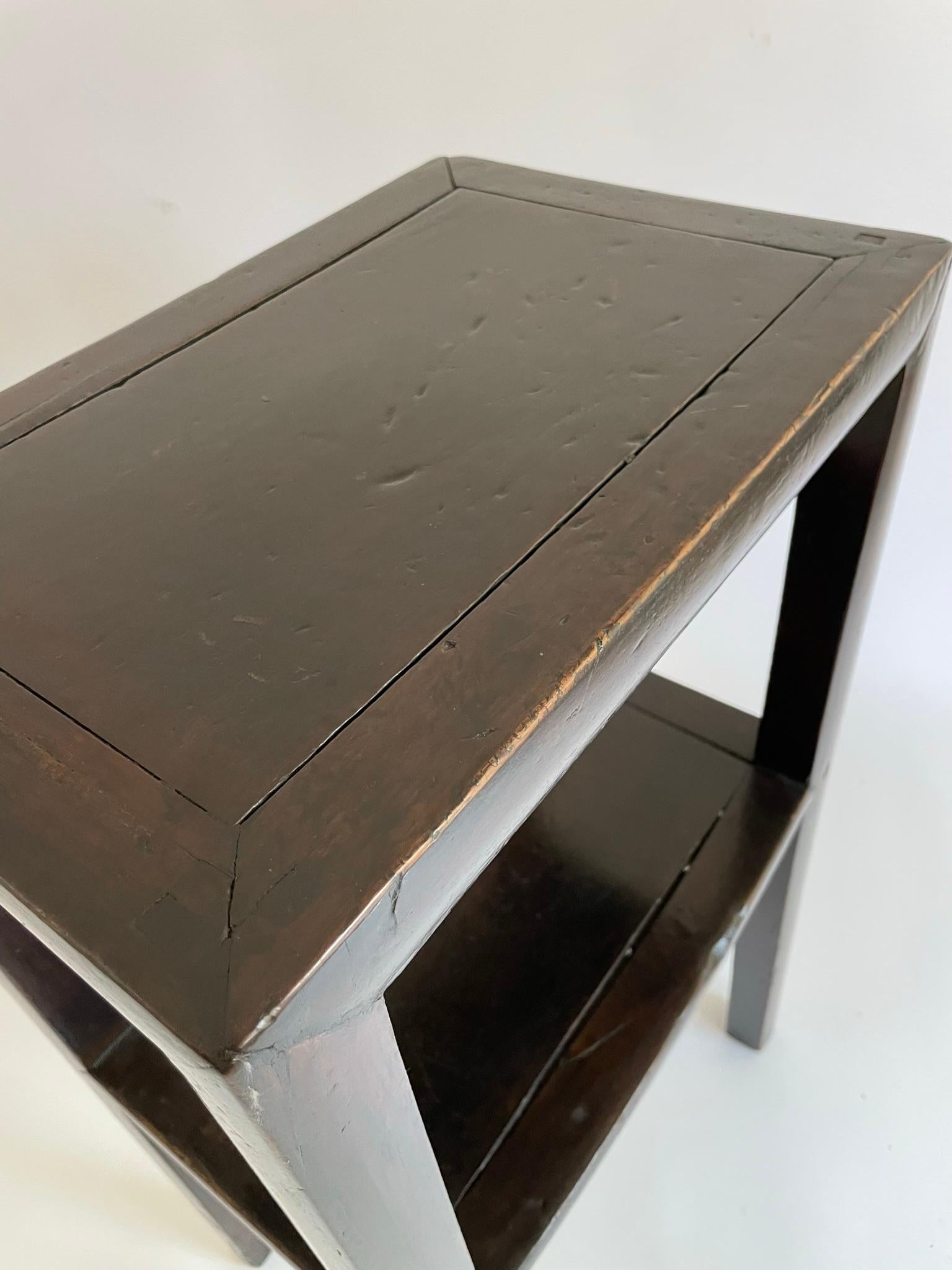 Table à thé chinoiseongmu en bois noir de la fin du XIXe siècle en vente 10