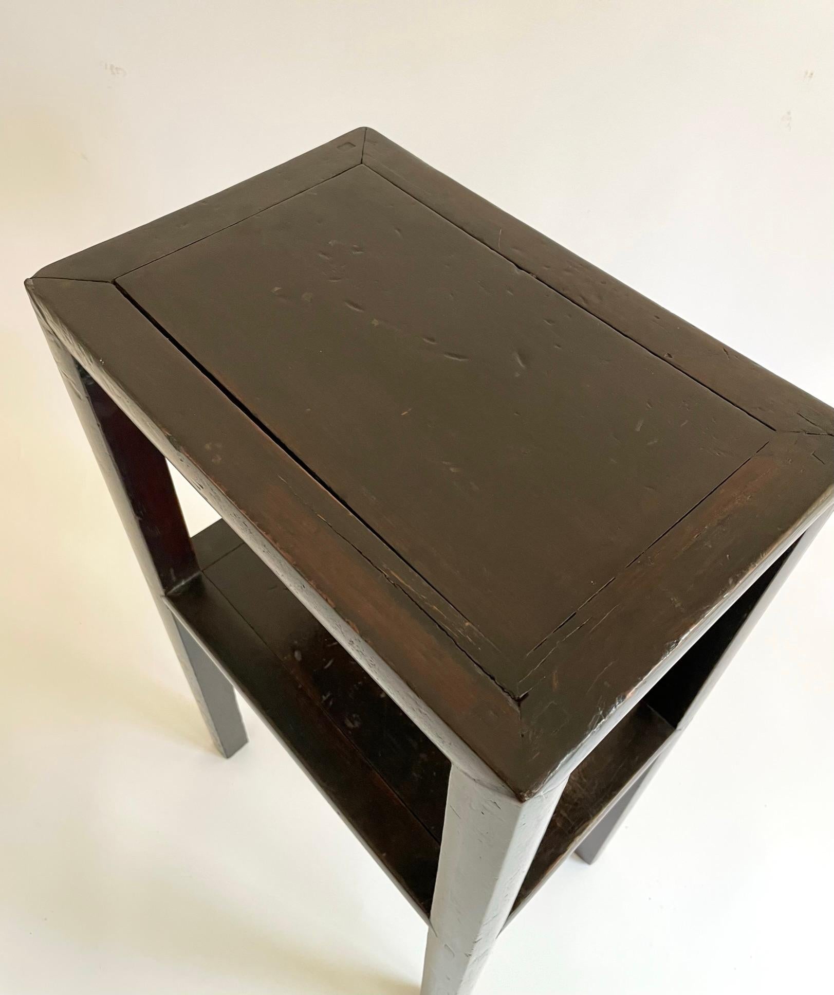 Table à thé chinoiseongmu en bois noir de la fin du XIXe siècle en vente 2
