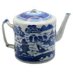 Late 19th Century Chinese Blue Canton Porcelain Tea Pot