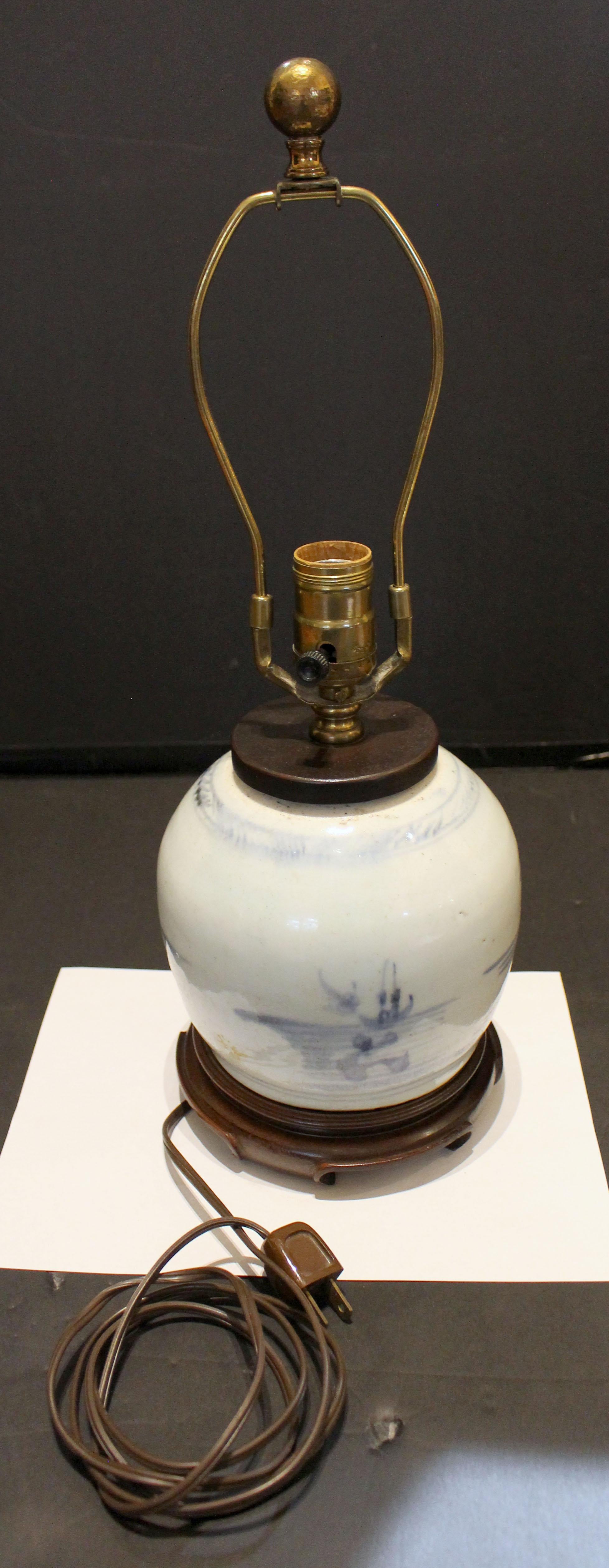 Ende des 19. Jahrhunderts Chinesisch Blau & Weiß Ginger Jar Lampe im Zustand „Gut“ im Angebot in Chapel Hill, NC