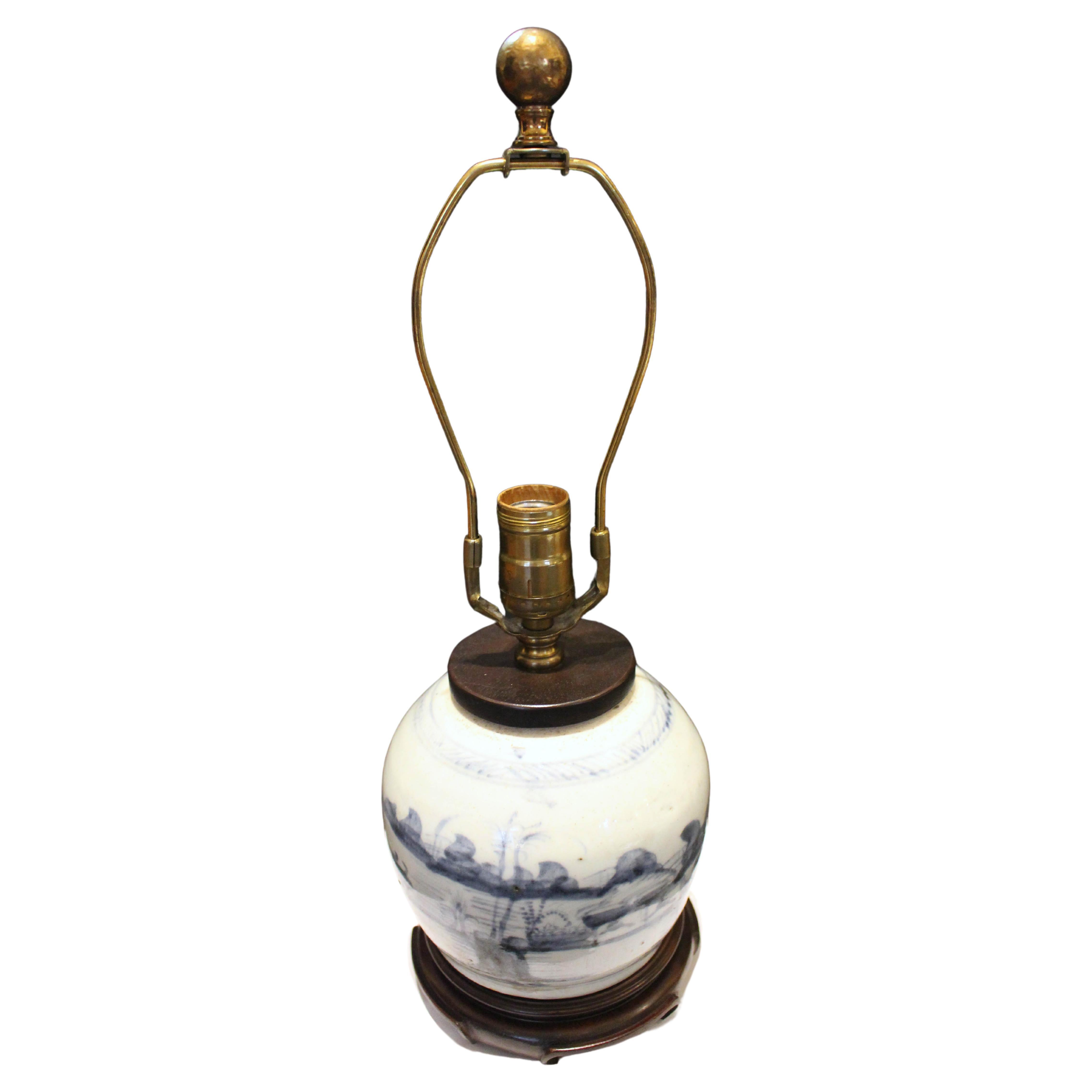 Lampe à pot de gingembre chinoise bleu et blanc de la fin du 19e siècle en vente