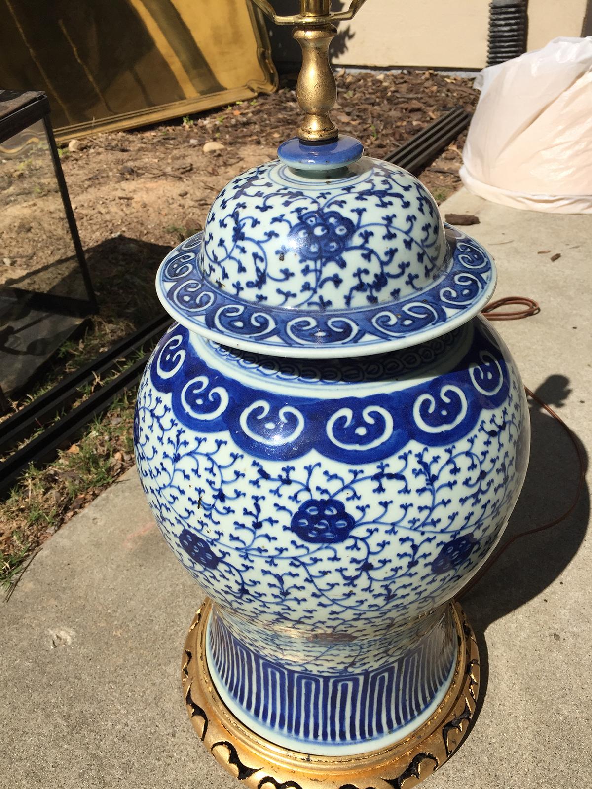 Late 19th Century Chinese Blue & White Porcelain Lidded Ginger Jar as Lamp 3
