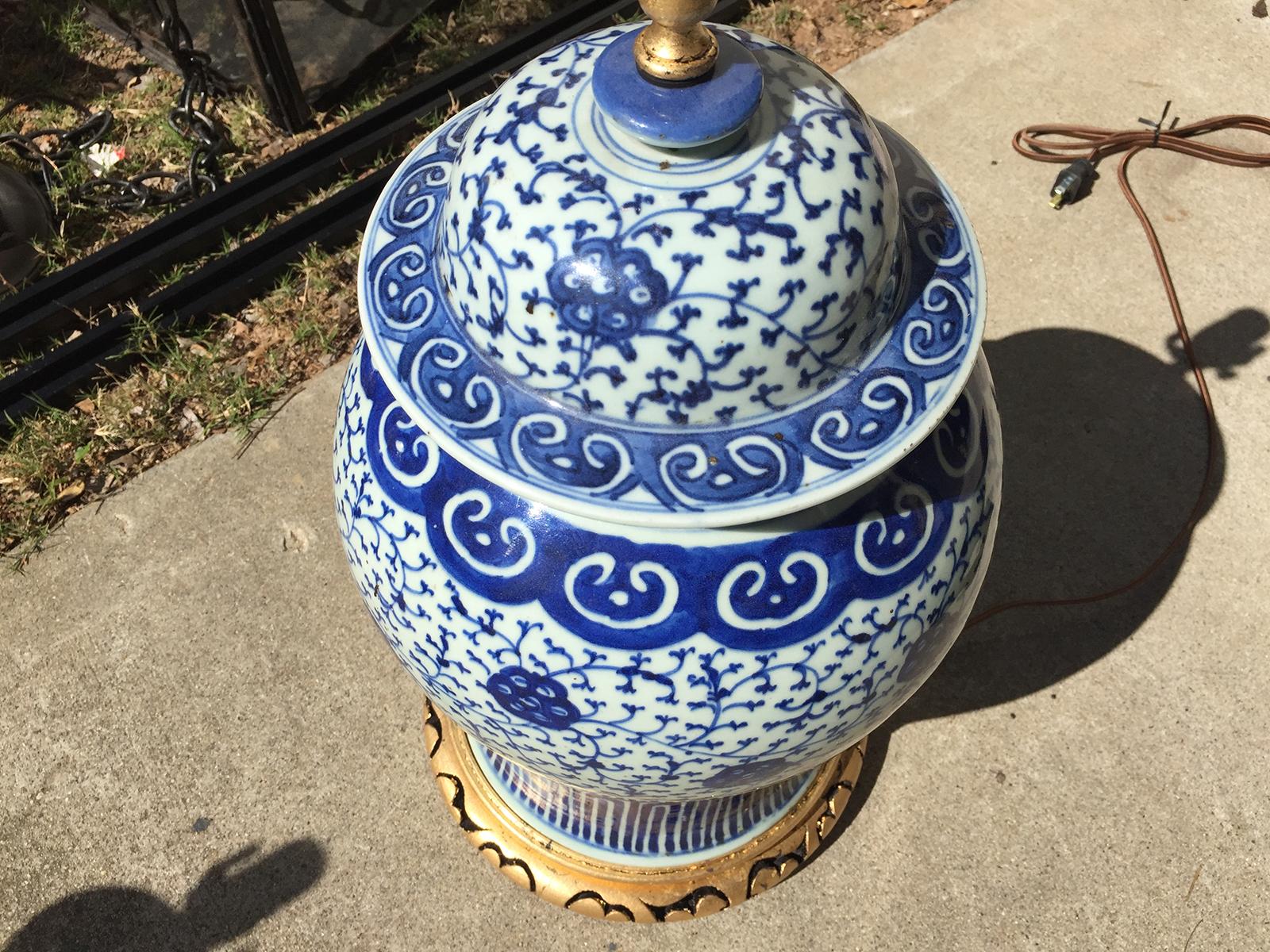 Late 19th Century Chinese Blue & White Porcelain Lidded Ginger Jar as Lamp 4