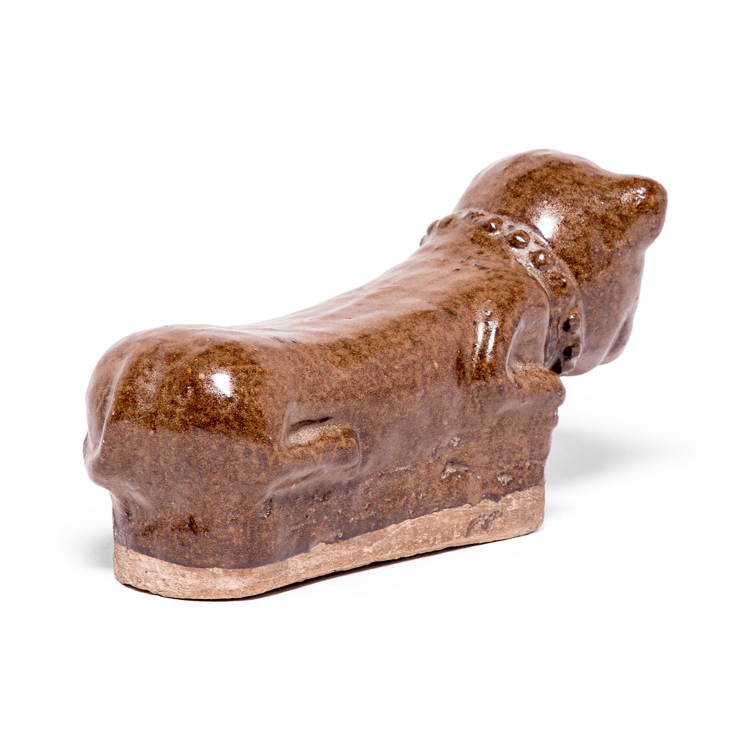 Late 19th Century Chinese Brown Glazed Cat Headrest In Good Condition In Chicago, IL