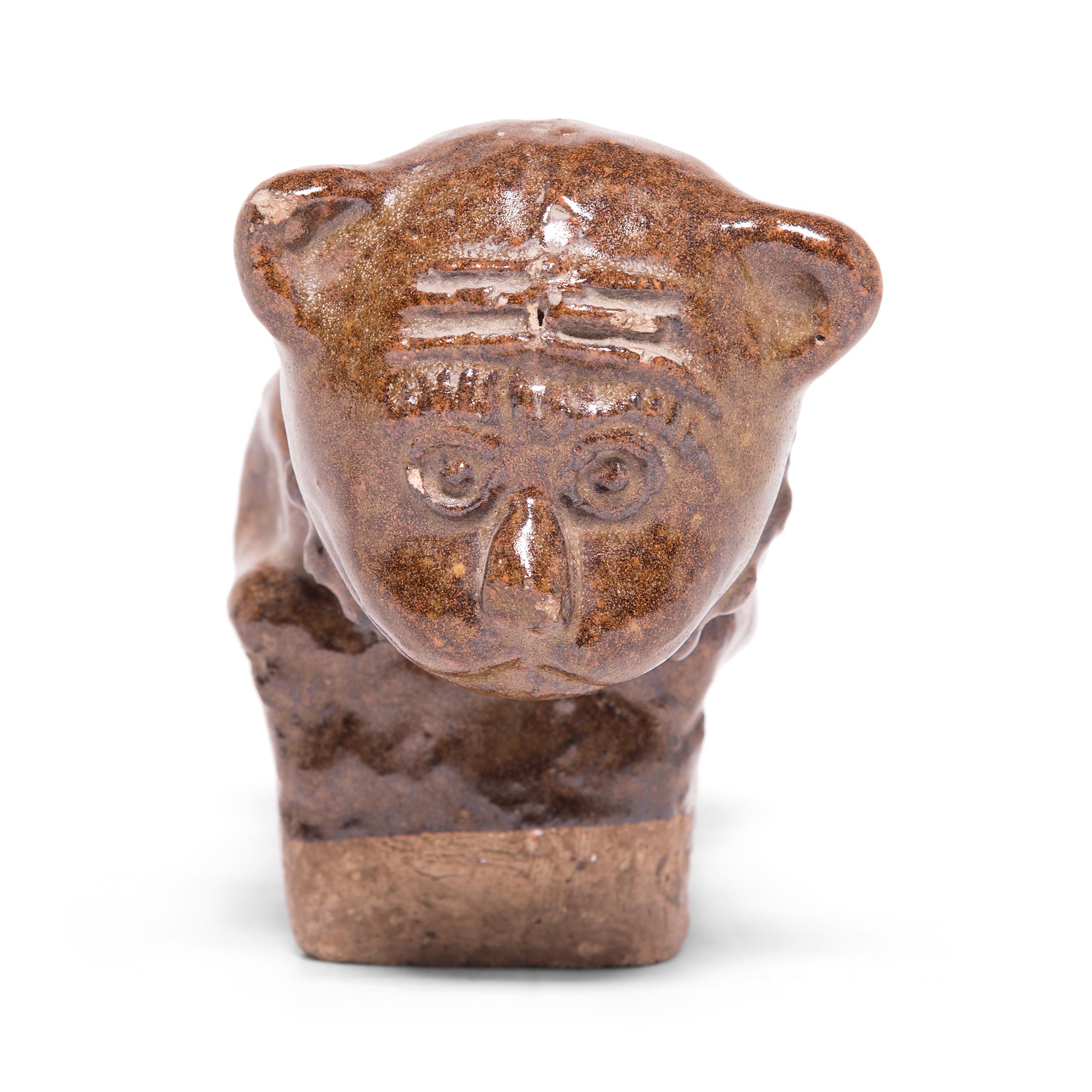 Late 19th Century Chinese Brown Glazed Cat Headrest 1